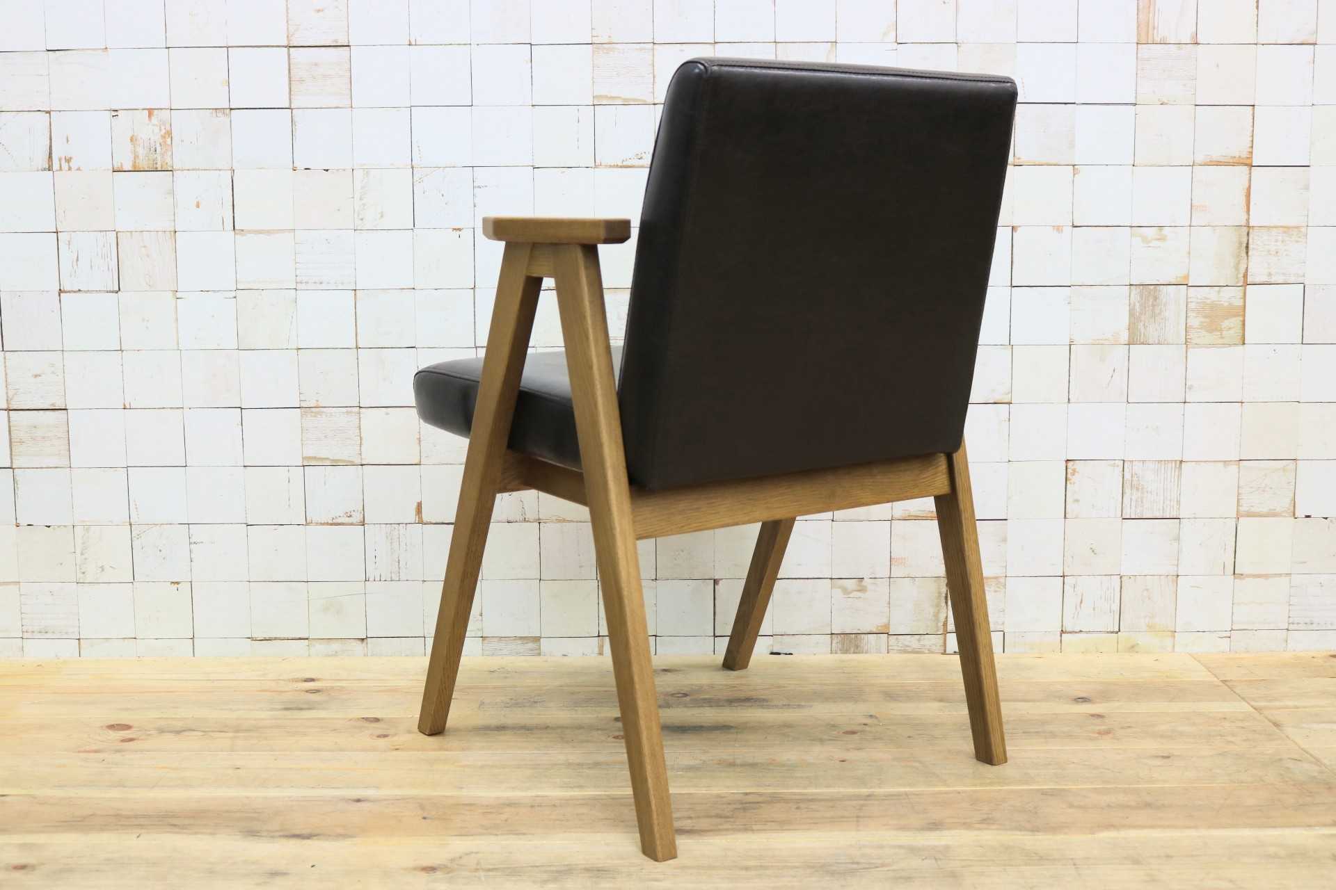 GMIK602◯unico / ウニコ デール DALE ダイニングチェア 食卓椅子 アームチェア ダークブラウン レザー 北欧スタイル 約3.1万 未使用B品