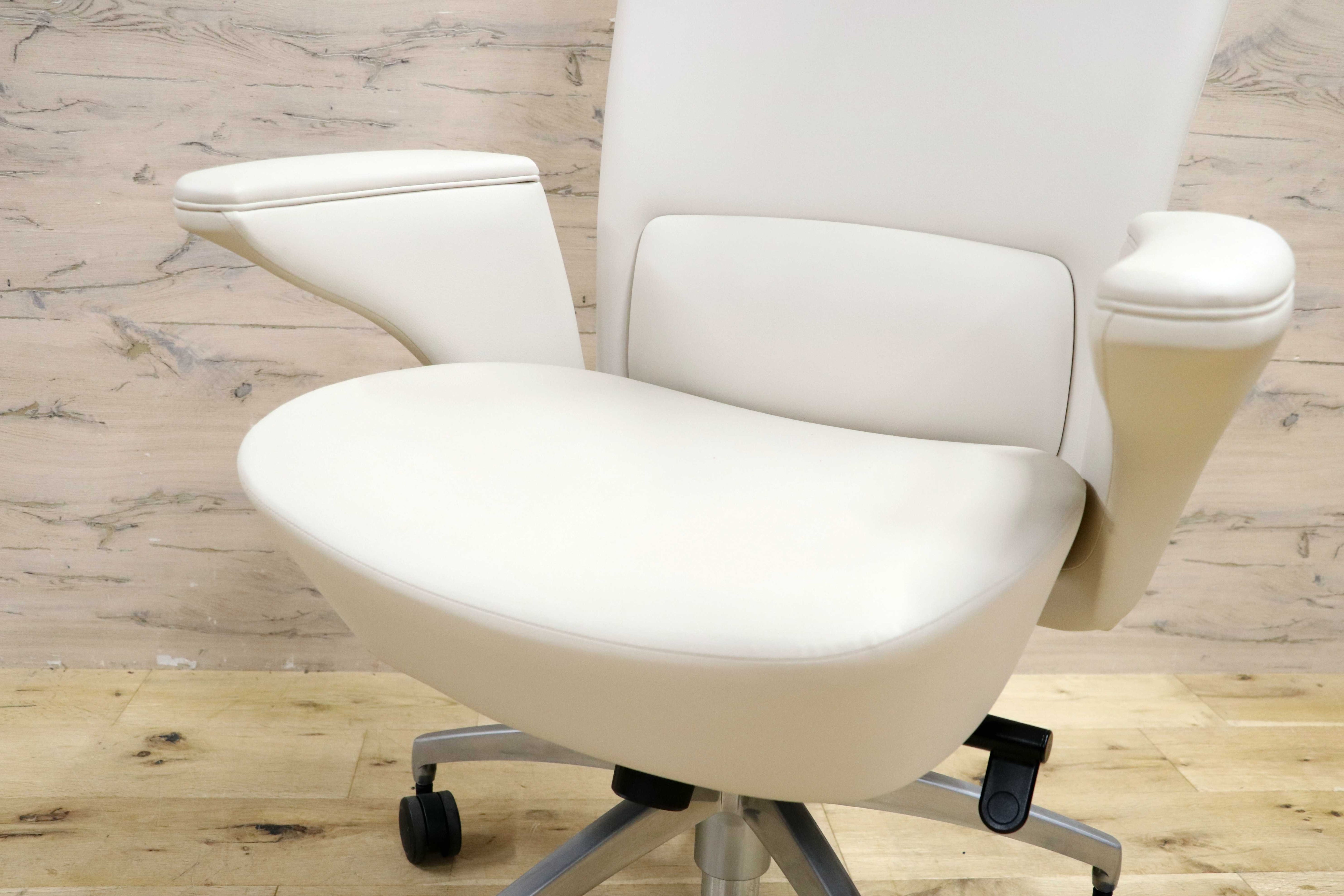 GMIK629C○ITOKI / イトーキ X-4 ハイバック チェア デスクチェア オフィスチェア 書斎椅子 エグゼクティブチェア 合皮 ハイクラスモダン