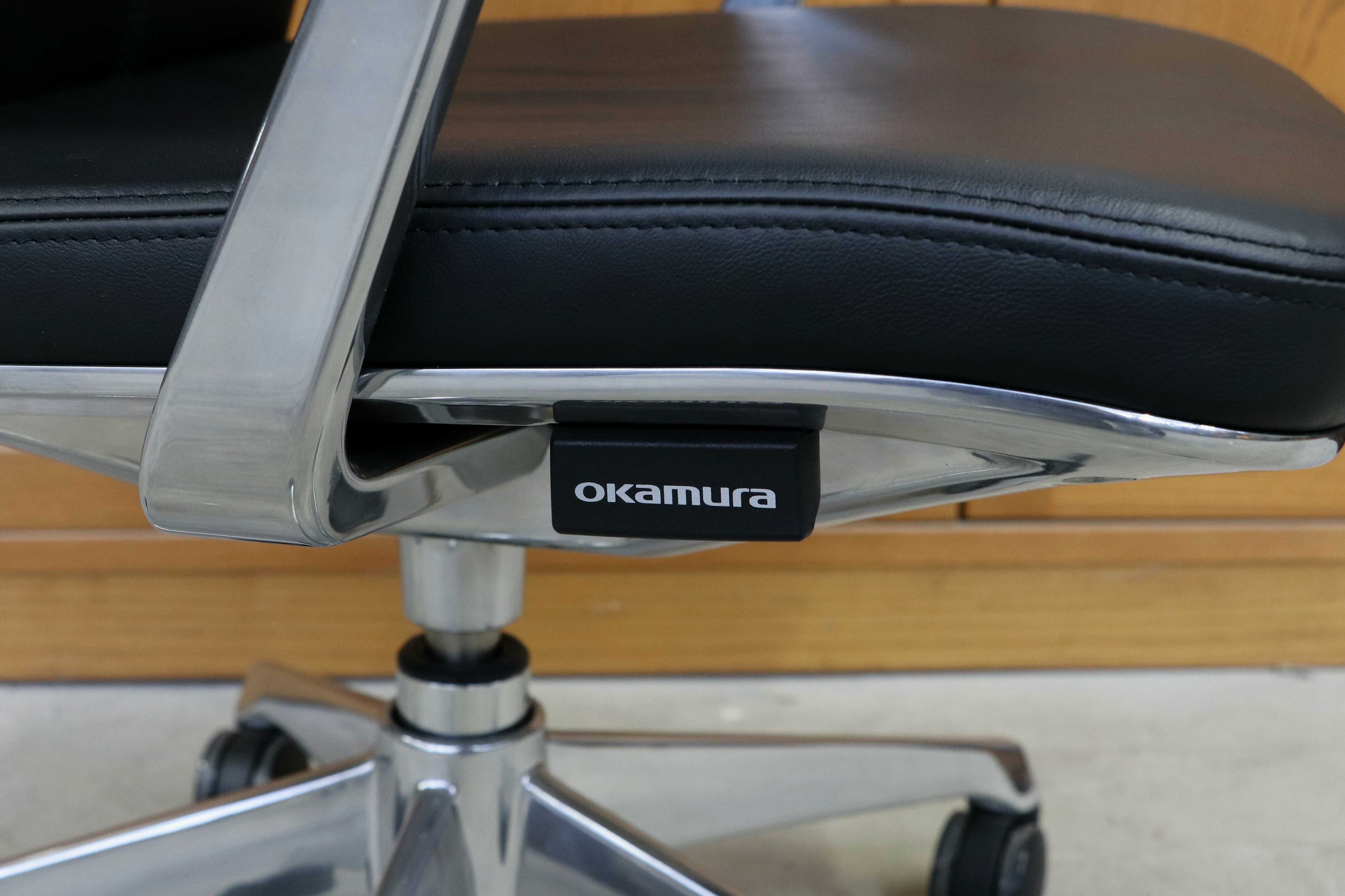 GMIK678H○okamura / オカムラ CRAFTIE クラフティー デスクチェア オフィスチェア アームチェア 本革 ウォールナット 定価約38万 展示品