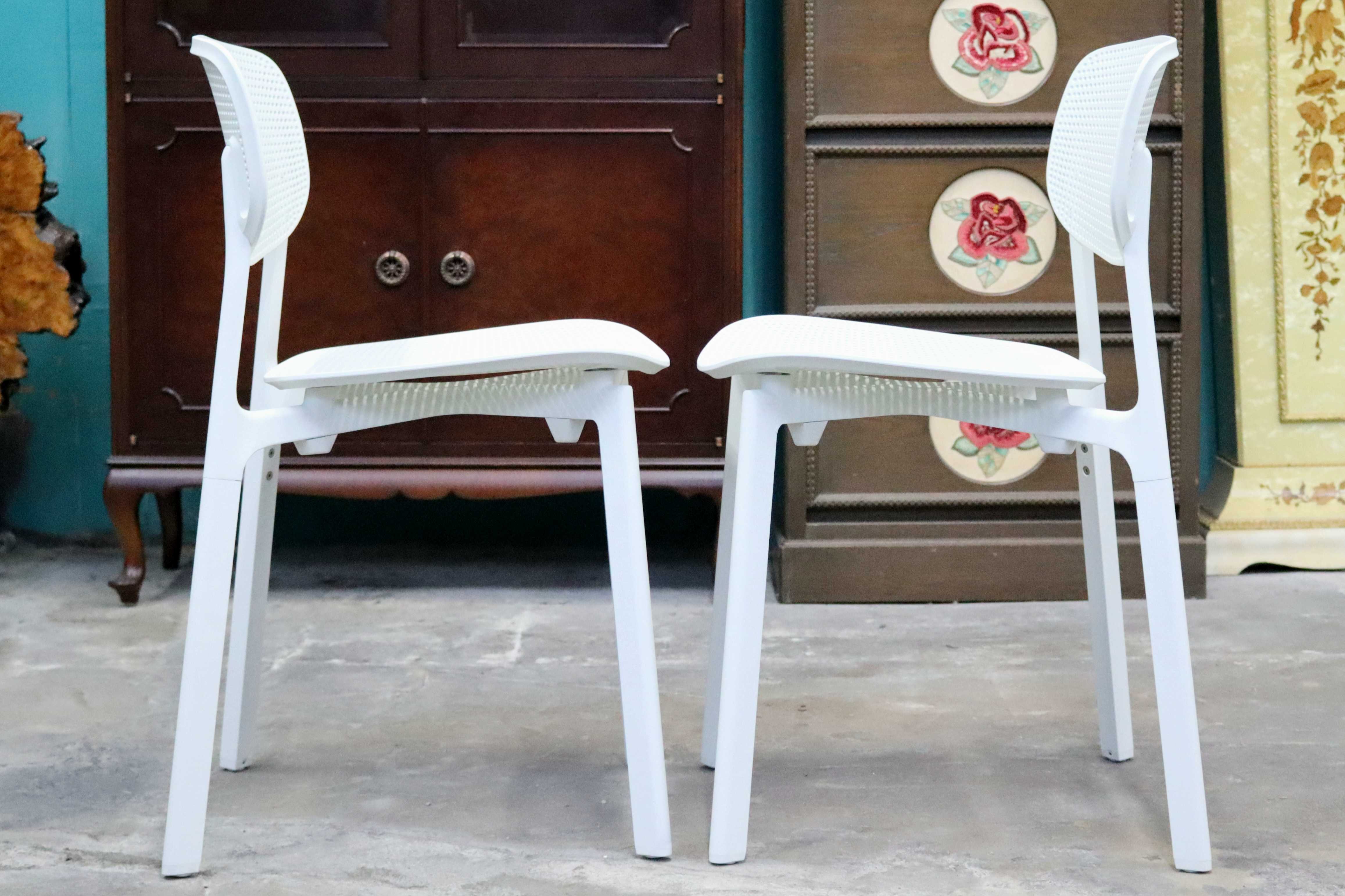 GMIS275C○KRISTALIA / クリスタリア COLANDER ダイニングチェア 椅子 2脚セット スタッキング モダン イタリア 白 展示品 定価約10万