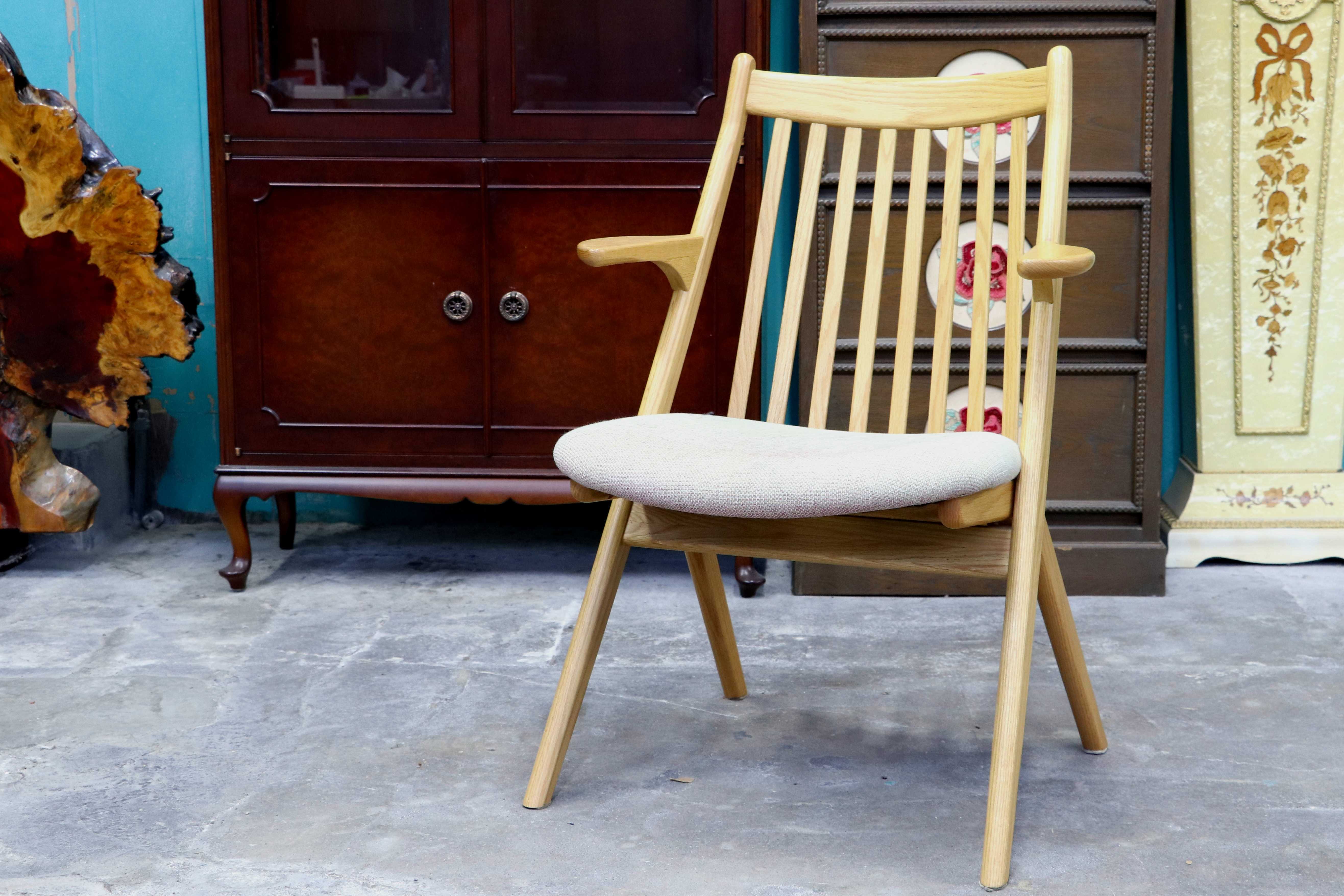 GMIS452B○HIDAKAGU / 飛騨家具 高山Wood Studio ウッドスタジオ Gallia ガリア アームチェア ダイニングチェア オーク材 国産家具 展示品