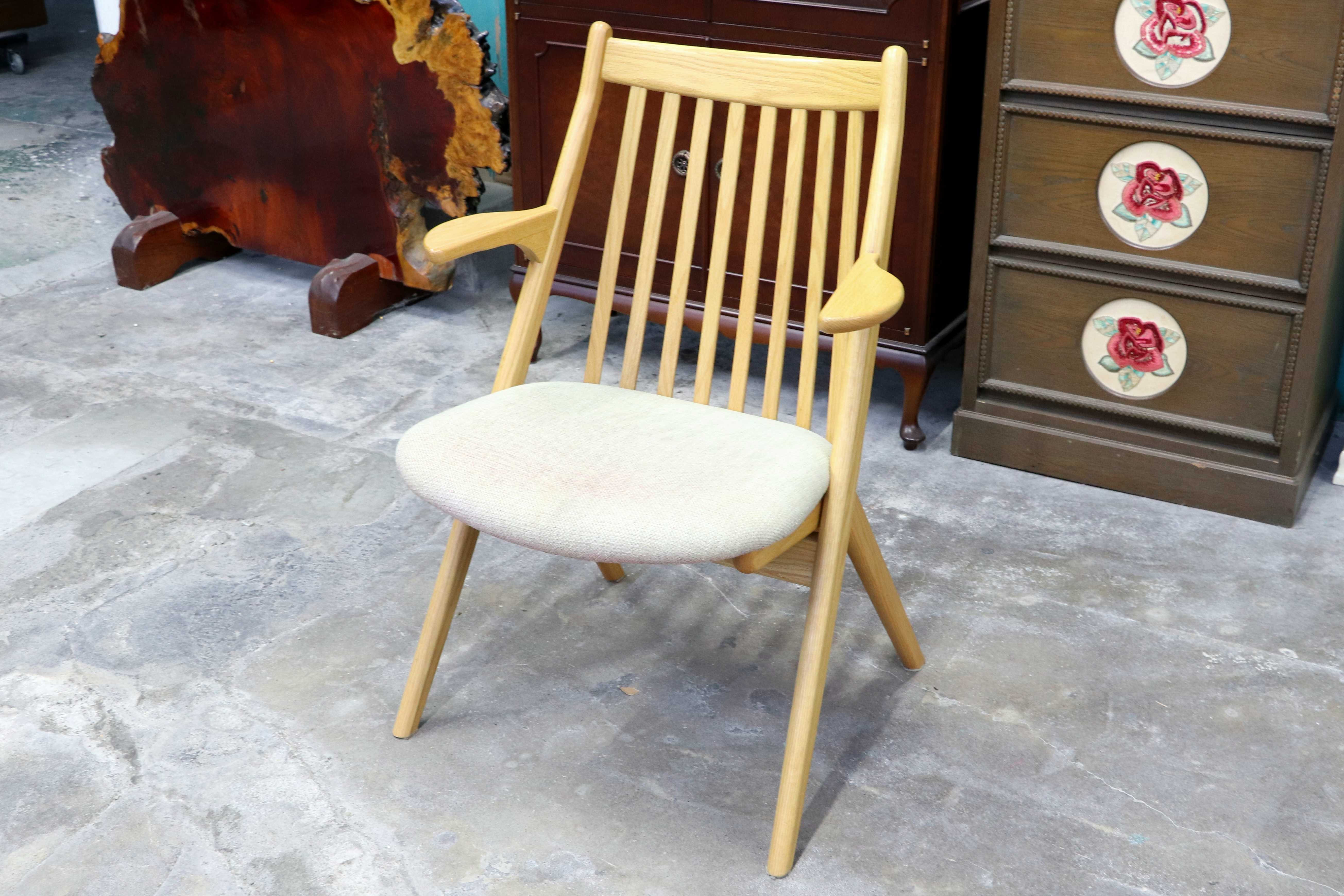 GMIS452B○HIDAKAGU / 飛騨家具 高山Wood Studio ウッドスタジオ Gallia ガリア アームチェア ダイニングチェア オーク材 国産家具 展示品