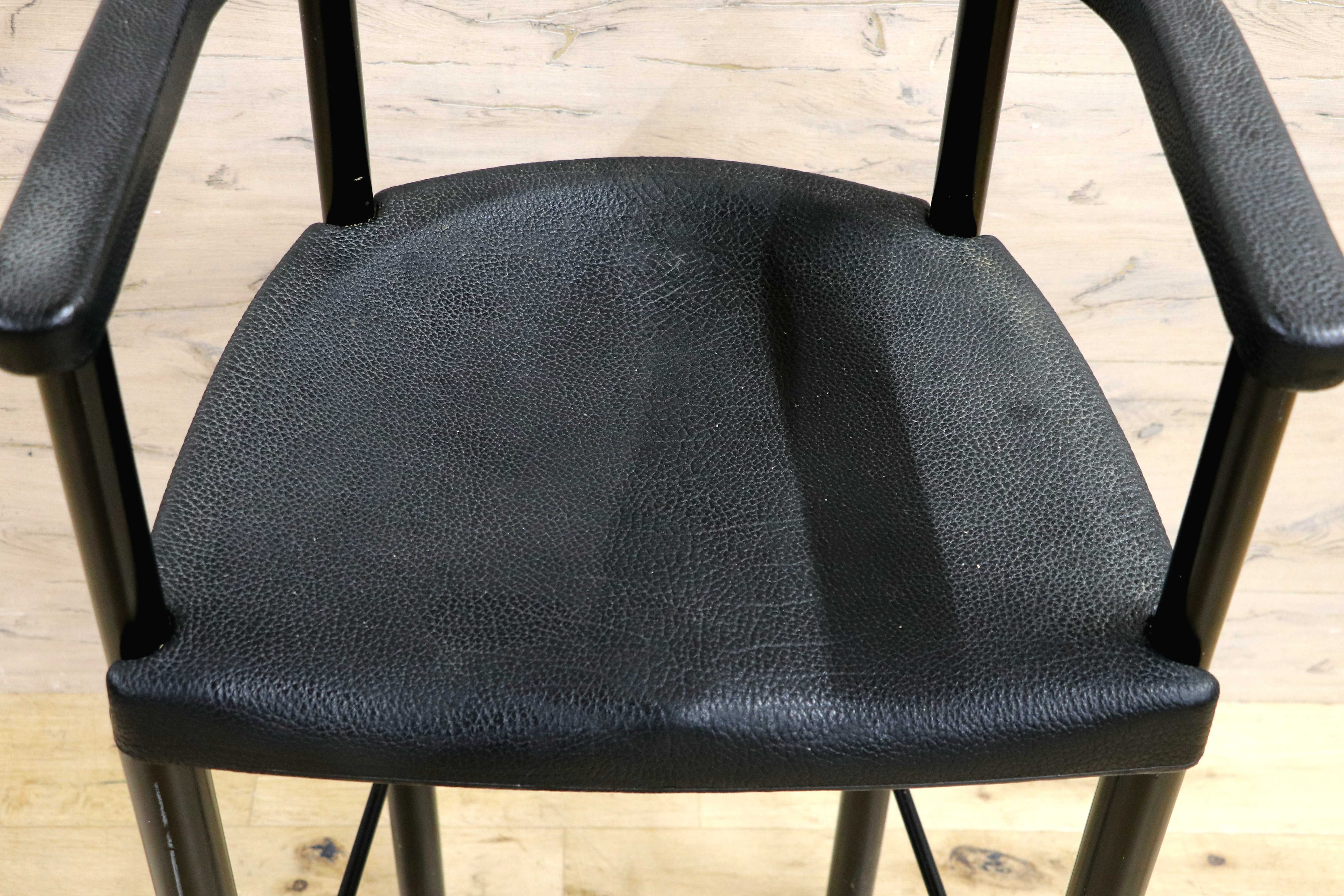 GMIS471I○レオナルド アームチェア カウンターチェアブラック デザイナーズ 椅子 INTER-DECOR取扱い 検) Cassina Strassle Collection