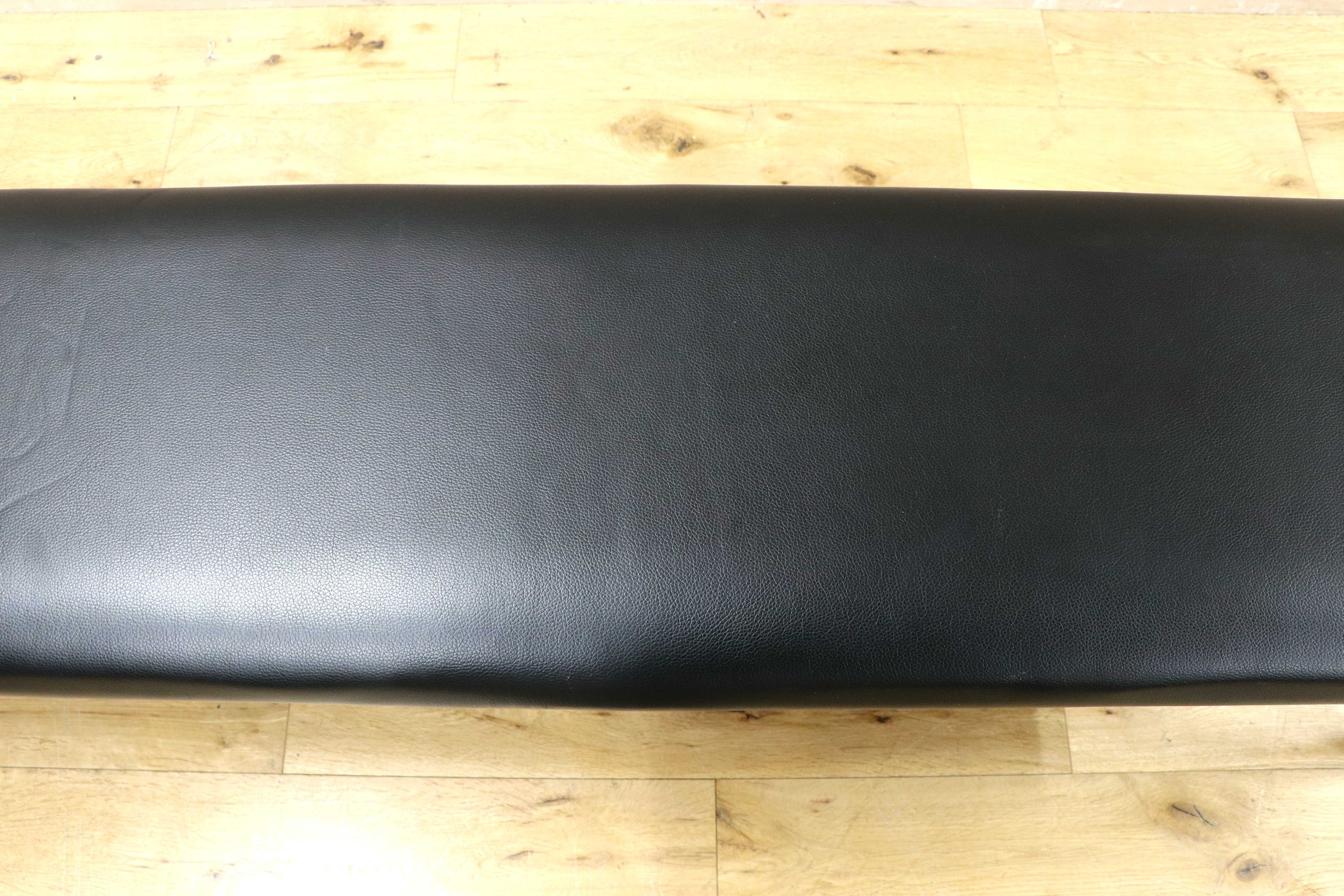 GMIK823A○北欧スタイル モダン ナチュラル ダイニングベンチ 木製フレーム 長椅子 ベンチチェア 合皮 食卓椅子 3人掛け 黒レザー