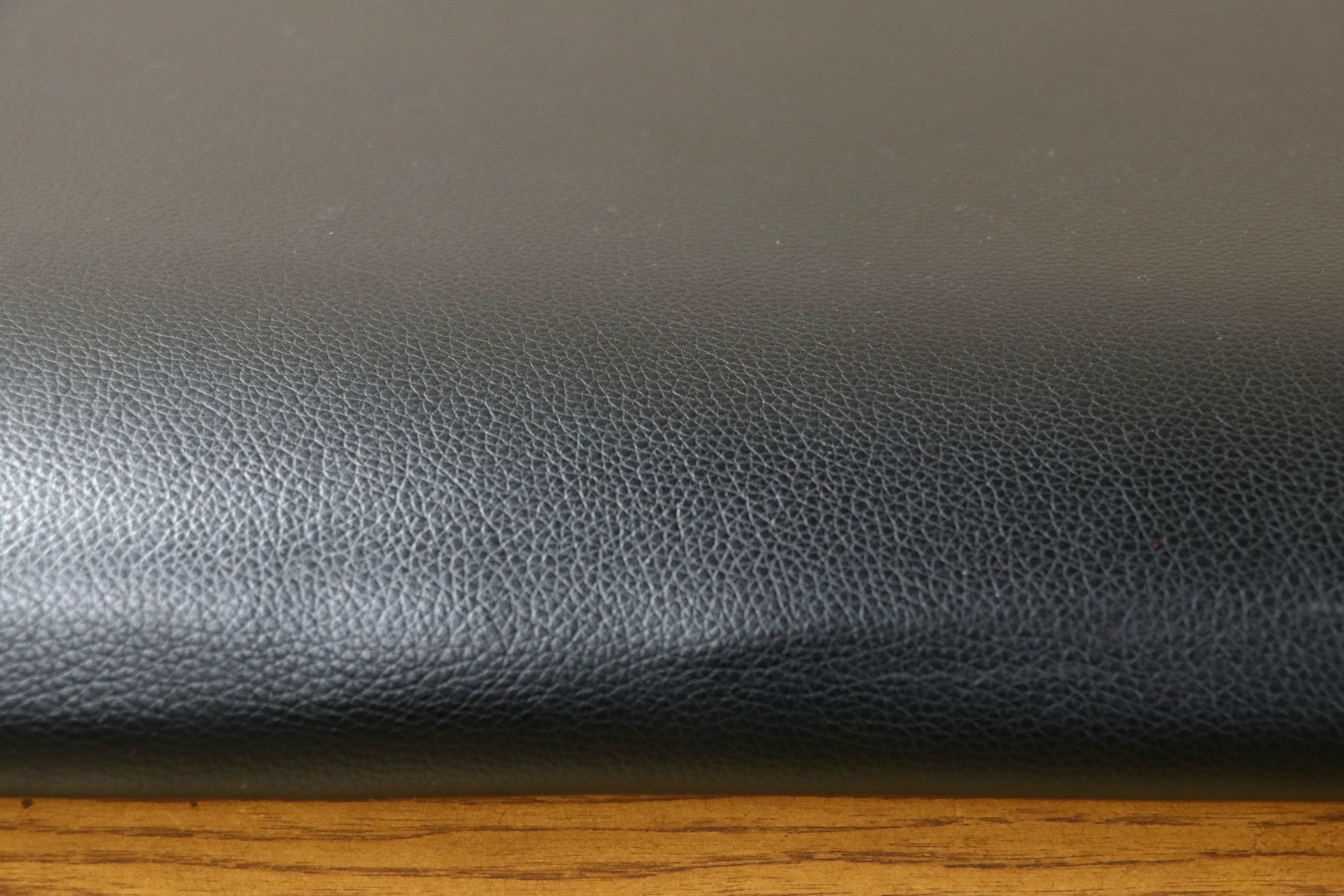 GMIK823A○北欧スタイル モダン ナチュラル ダイニングベンチ 木製フレーム 長椅子 ベンチチェア 合皮 食卓椅子 3人掛け 黒レザー