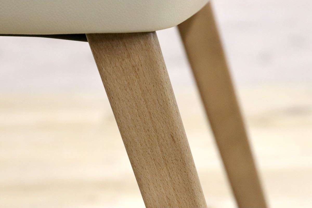 GMGN421A○Andreu World / アンドリュー・ワールド Brandy アームチェア 椅子 本革 レザー ベージュ モダン 定価約20万 展示品