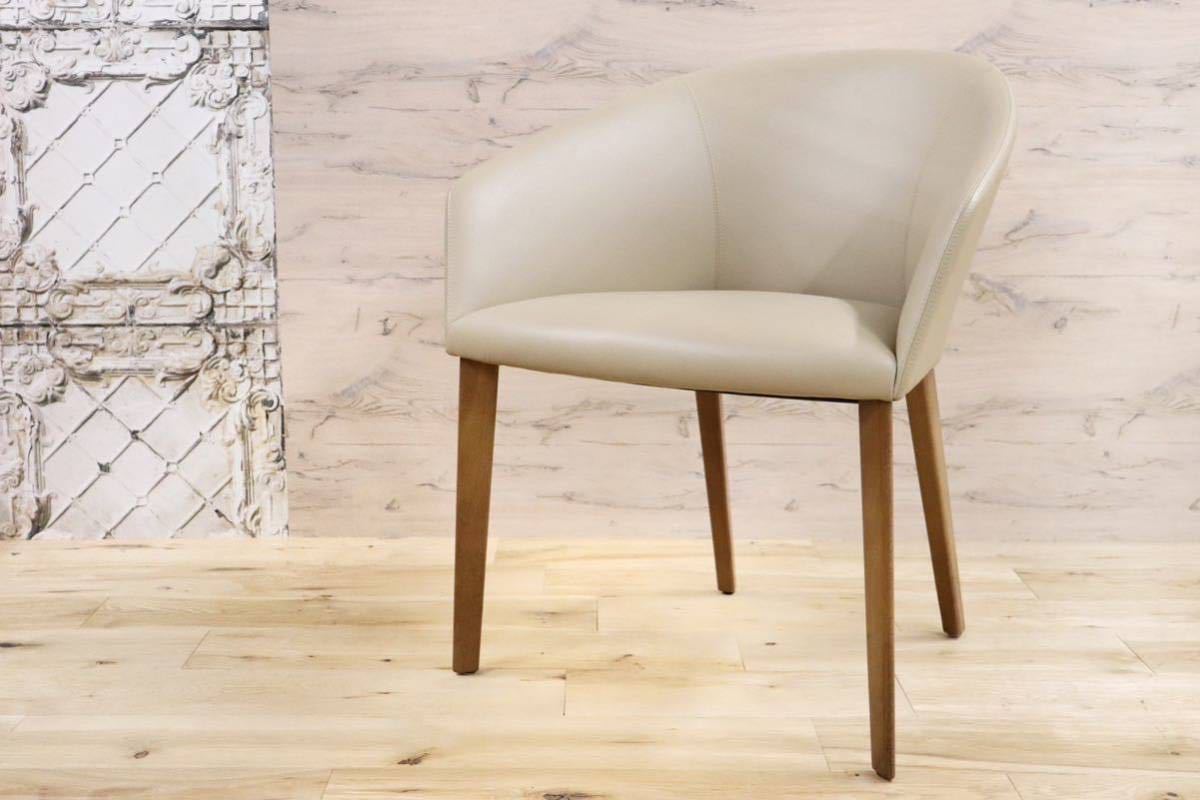 GMGN421C○Andreu World / アンドリュー・ワールド Brandy アームチェア 椅子 本革 レザー ベージュ モダン 定価約20万 展示品