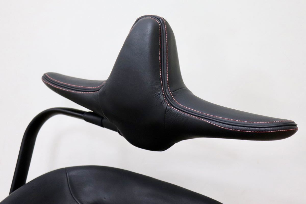 GMGN259A○Wooridul Chair / ウリドゥルチェア デスクチェア ワークチェア 椅子 ブラック 合皮 展示品