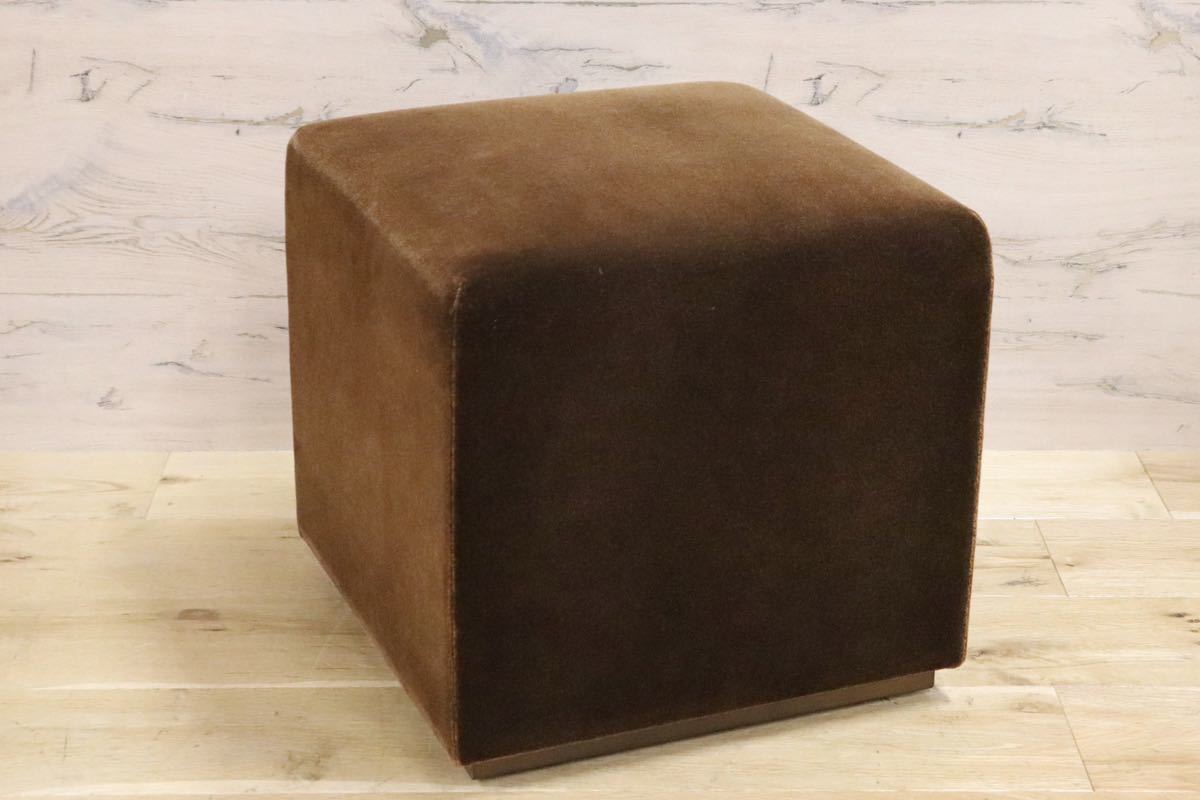 GMGN212○AD CORE DEVISE / エーディコア ディバイズ オットマン スツール 椅子 腰掛け ベロア 定価6.3万 展示品