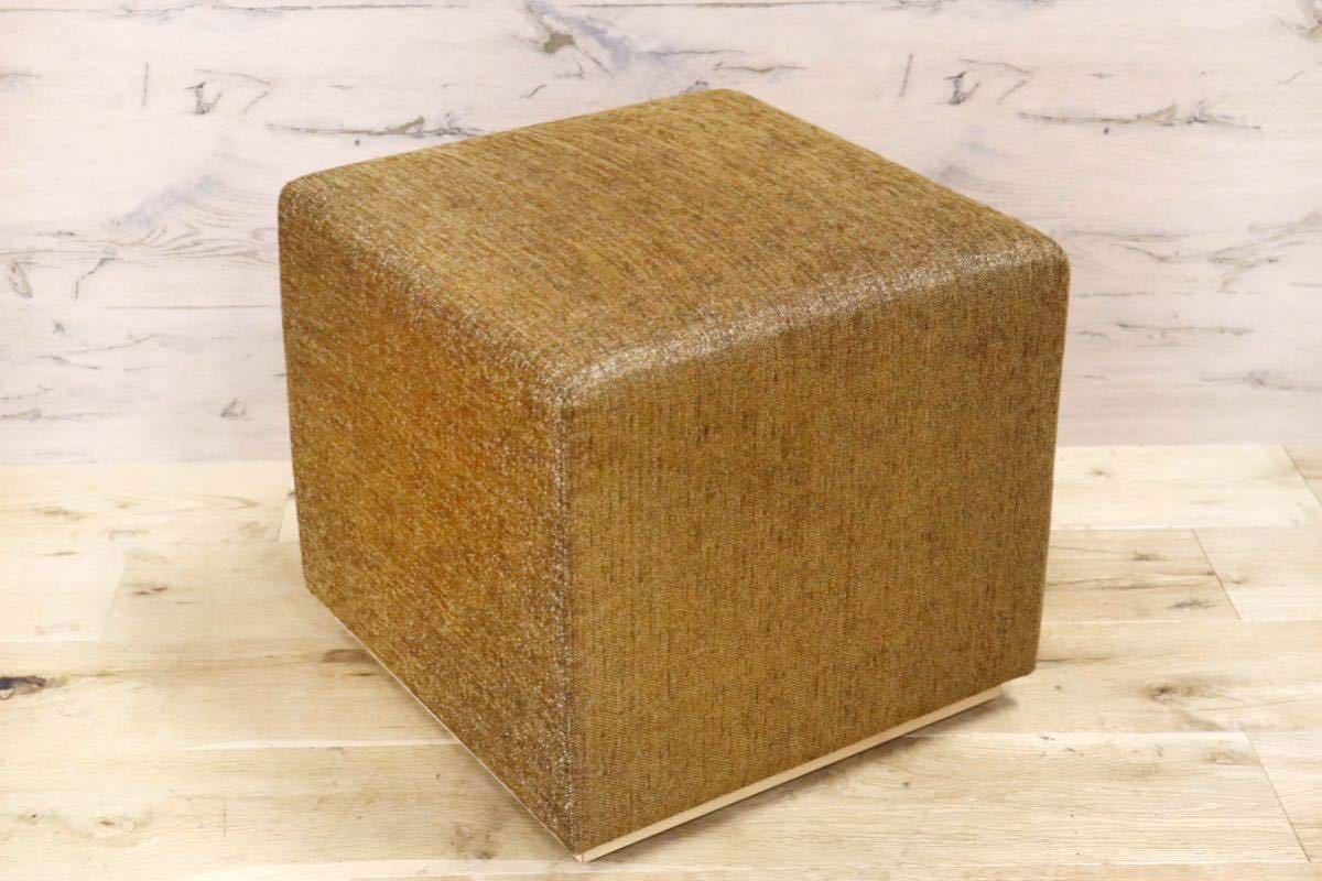 GMGN212○AD CORE DEVISE / エーディコア ディバイズ オットマン スツール 椅子 腰掛け ファブリック 定価6.3万 展示品