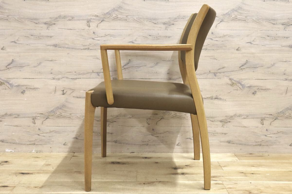 GMIK641A○浜本工芸 / HAMAMOTO ダイニングチェア 肘付き アームチェア 椅子 楢材 無垢 合皮 モダン