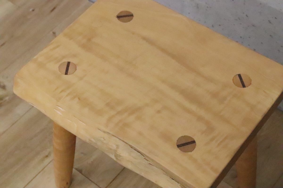 GMDH206F○ アトリエ木馬 / ATELIER MOKUBA 栃無垢材 橡 スツール 椅子 花台 飾り台 北欧スタイル