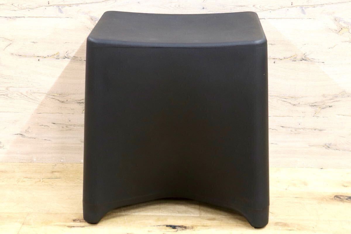 GMGN191○Kian Furniture / キアン Rumble stool ランブル スツール 腰掛け 椅子 プラスチック ブラック デザイナーズ家具 モダン 在庫品