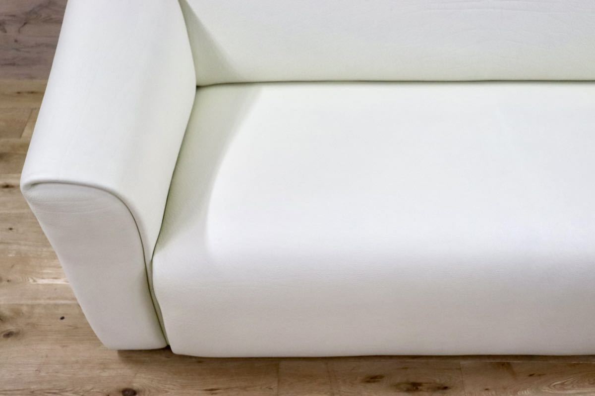 GMFK847B○desede / デセデ DS-47 2人掛けソファ ラブソファ 本革 オフホワイト 北欧 スイス IDC大塚家具 世界最高峰 定価約248万