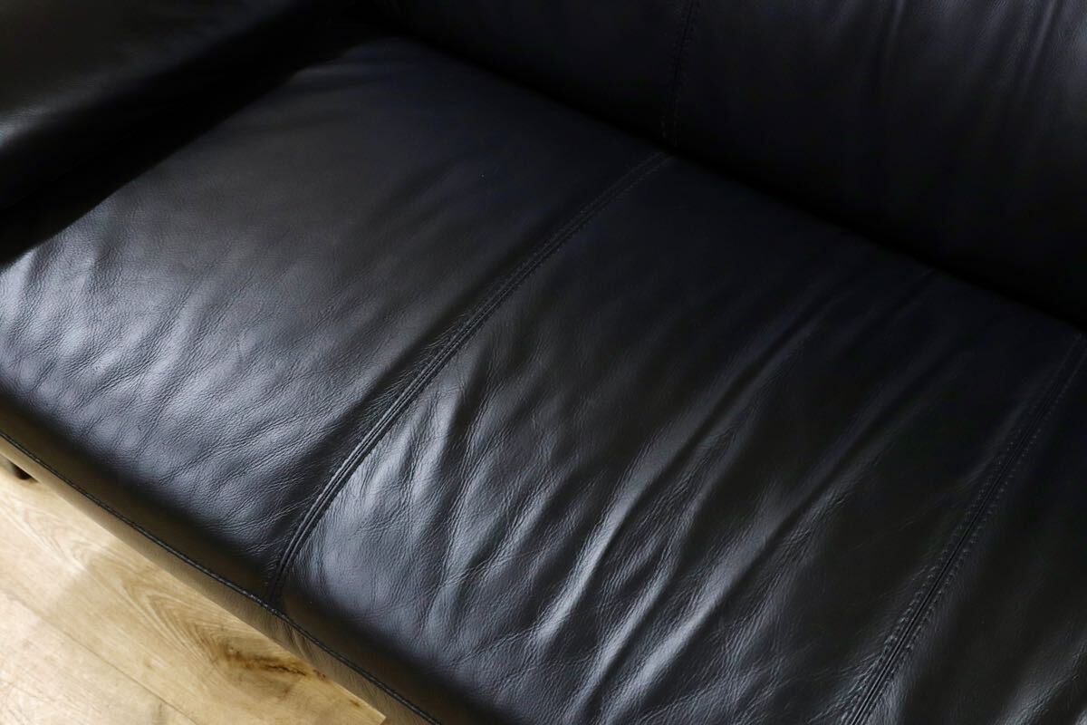 GMHN209○アサヒ Fuga フーガ 3人掛けソファ トリプルソファ 3シーター 黒 総本革 モダン 長椅子