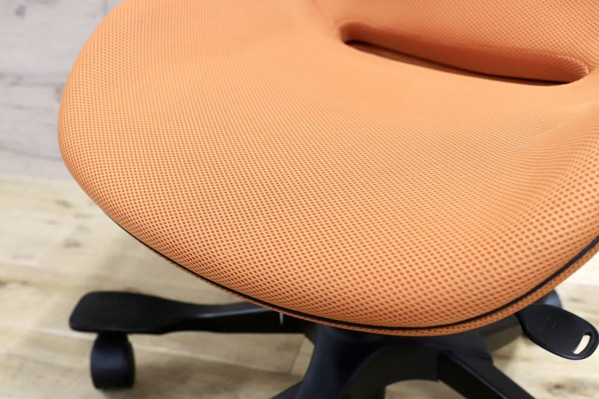GMGN259○Wooridul Chair / ウリドゥルチェア デスクチェア ワークチェア オレンジ メッシュ 展示品