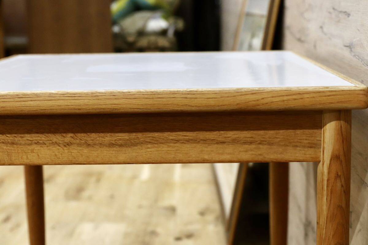 GMGK516A○オールドカリモク karimoku サイドテーブル コーヒーテーブル 花台 飾り台 コンソールテーブル オーク材 ヴィンテージ