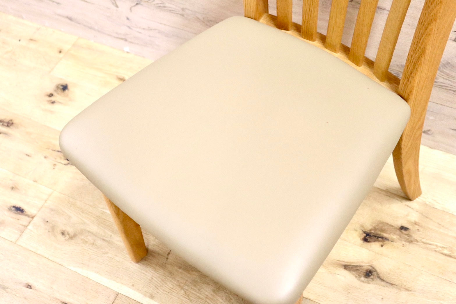 GMHS285C○NAGANO INTERIOR/ナガノインテリア ダイニングチェア 食卓椅子 合皮 オーク材 北欧スタイル