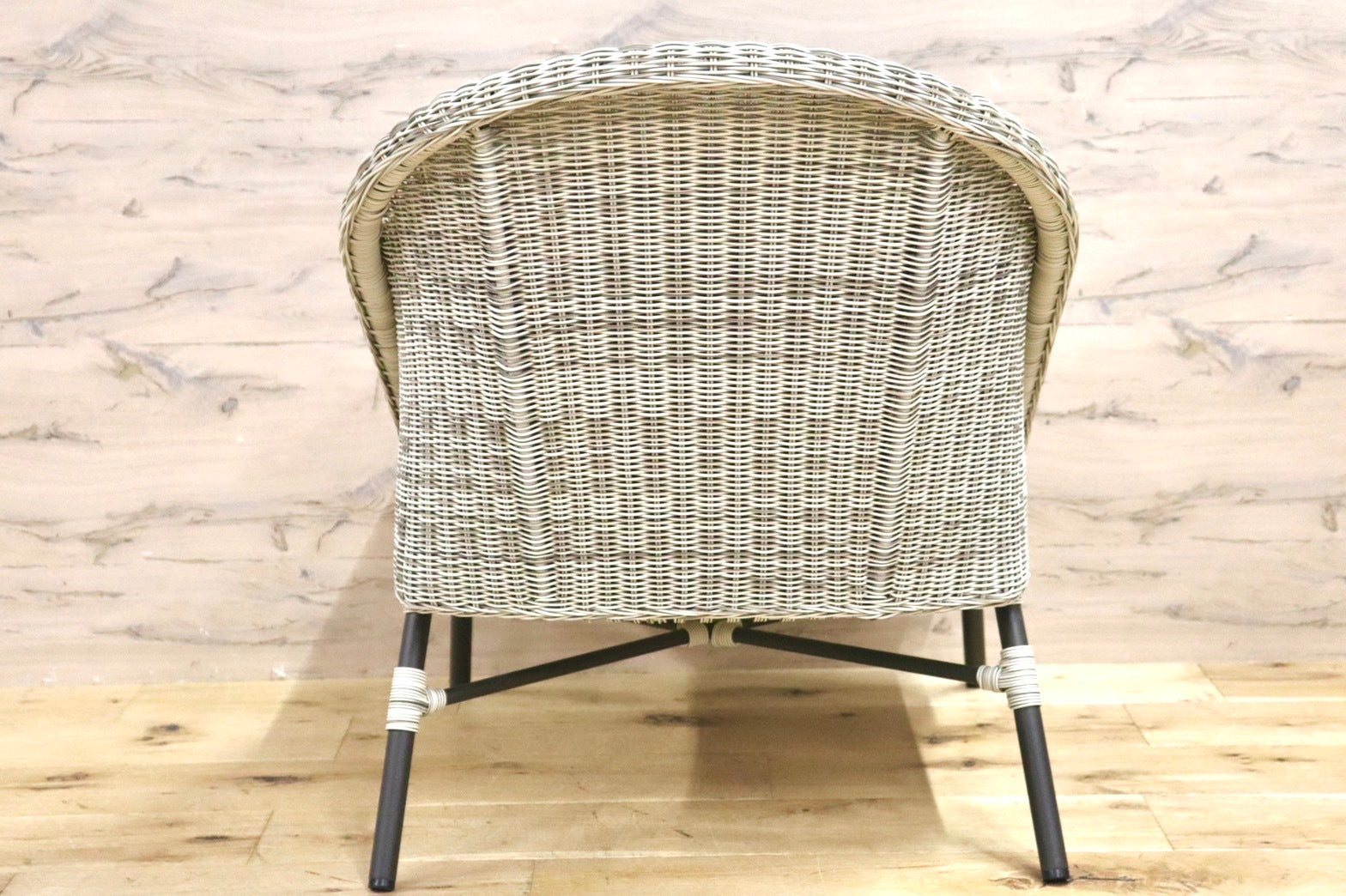 GMHN175B○CHERRY FURNITURE / 桜屋工業 カンブリス ガーデンチェア 屋外使用可能 展示未使用品 定価約6万円