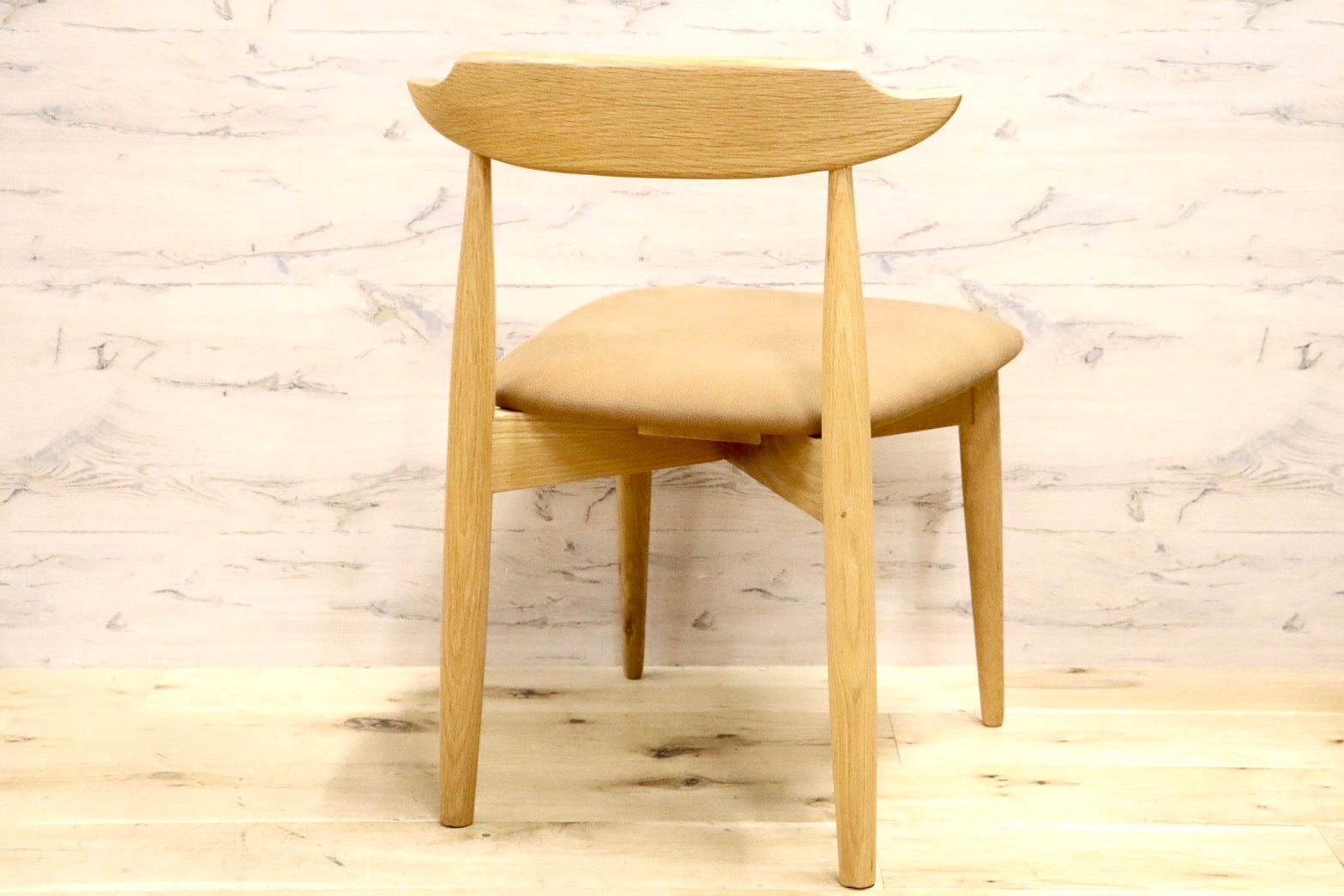 GMHN174B○CHERRY FURNITURE / 桜屋工業 ダイニングチェア DC-114N-LEX 天然木 ホワイトオーク 布(レザークロス) 展示未使用品 定価約3万円