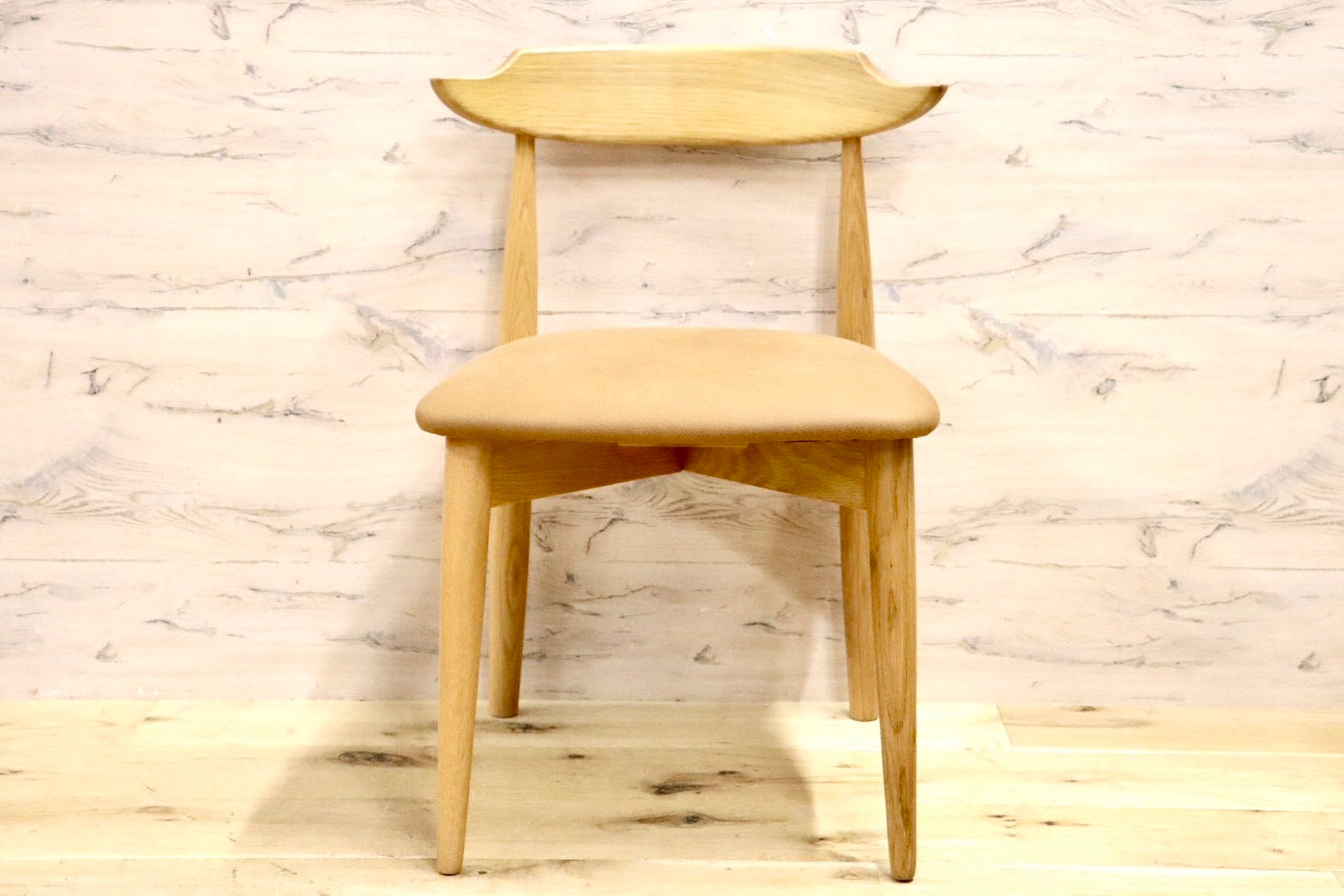 GMHN174B○CHERRY FURNITURE / 桜屋工業 ダイニングチェア DC-114N-LEX 天然木 ホワイトオーク 布(レザークロス) 展示未使用品 定価約3万円