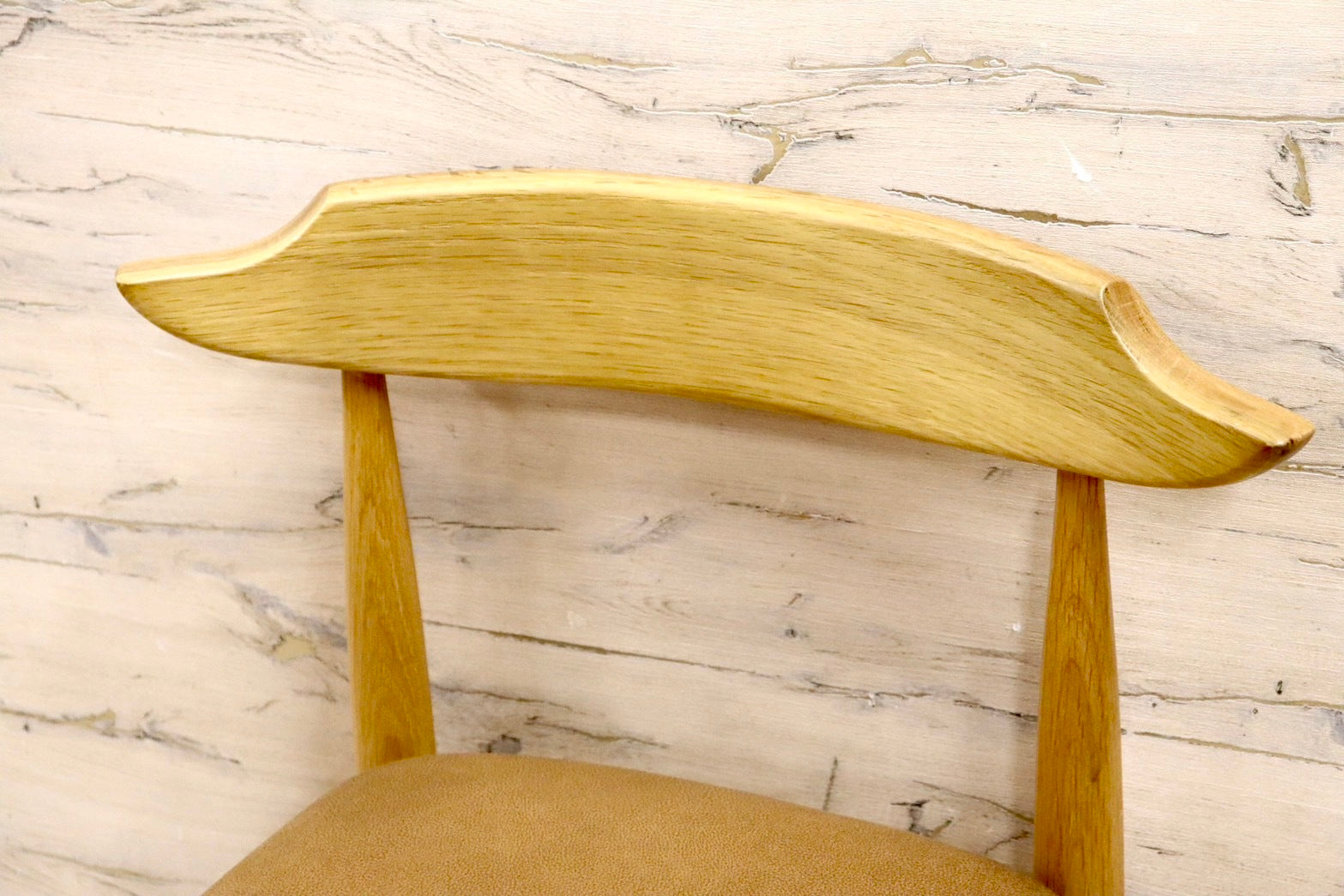 GMHN174B○CHERRY FURNITURE / 桜屋工業 ダイニングチェア DC-114N-LEX 天然木 ホワイトオーク 布(レザークロス) 展示未使用品 定価約3万円