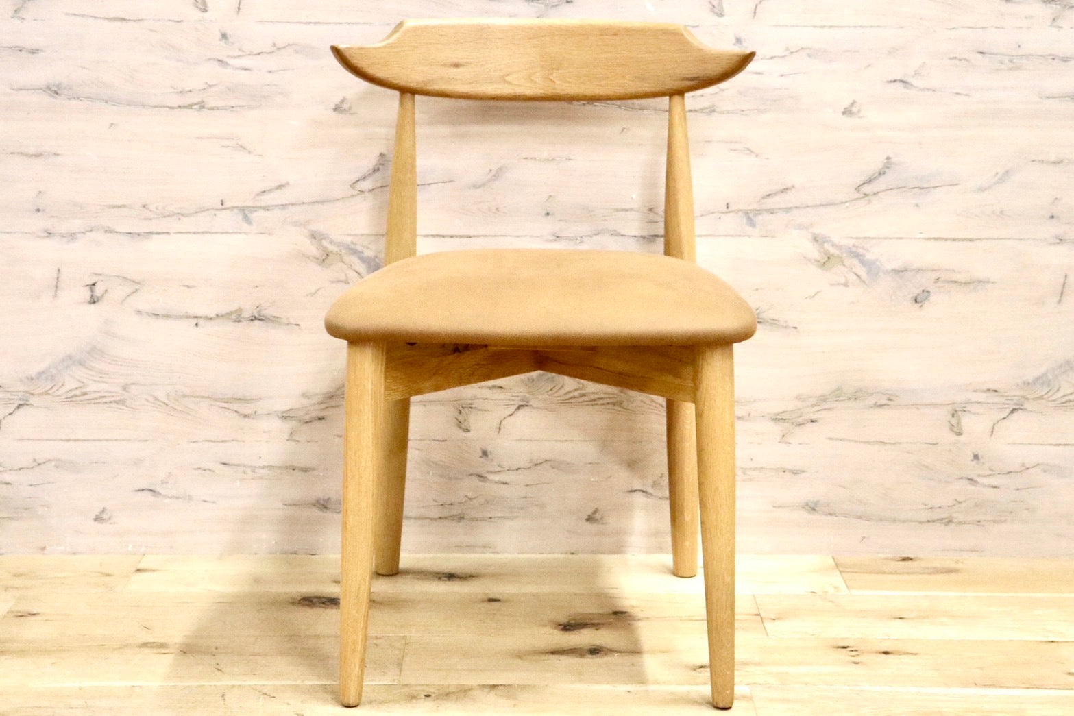 GMHN174C○CHERRY FURNITURE / 桜屋工業 ダイニングチェア DC-114N-LEX 天然木 ホワイトオーク 布(レザークロス) 展示未使用品 定価約3万円