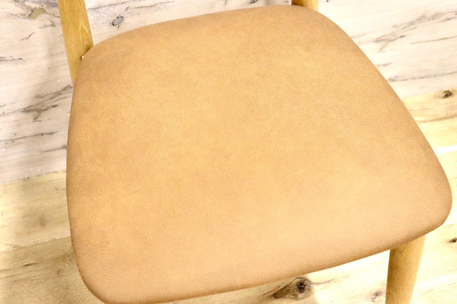 GMHN174C○CHERRY FURNITURE / 桜屋工業 ダイニングチェア DC-114N-LEX 天然木 ホワイトオーク 布(レザークロス) 展示未使用品 定価約3万円