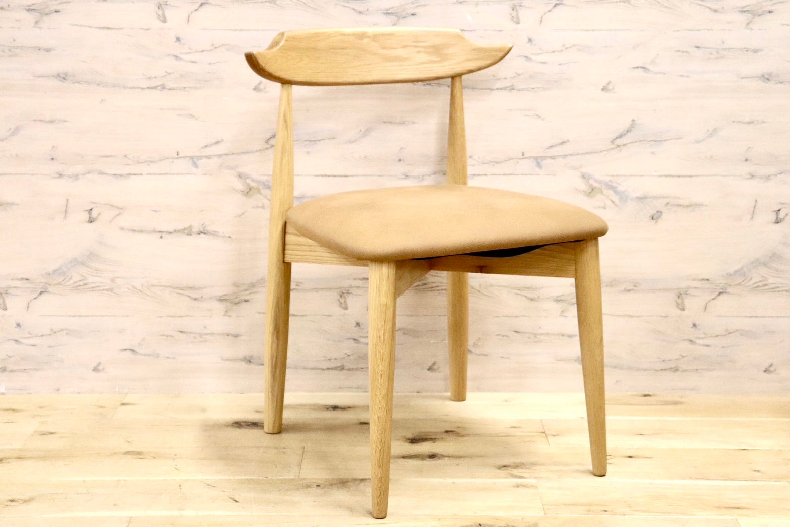 GMHN174D○CHERRY FURNITURE / 桜屋工業 ダイニングチェア DC-114N-LEX 天然木 ホワイトオーク 布(レザークロス) 展示未使用品 定価約3万円