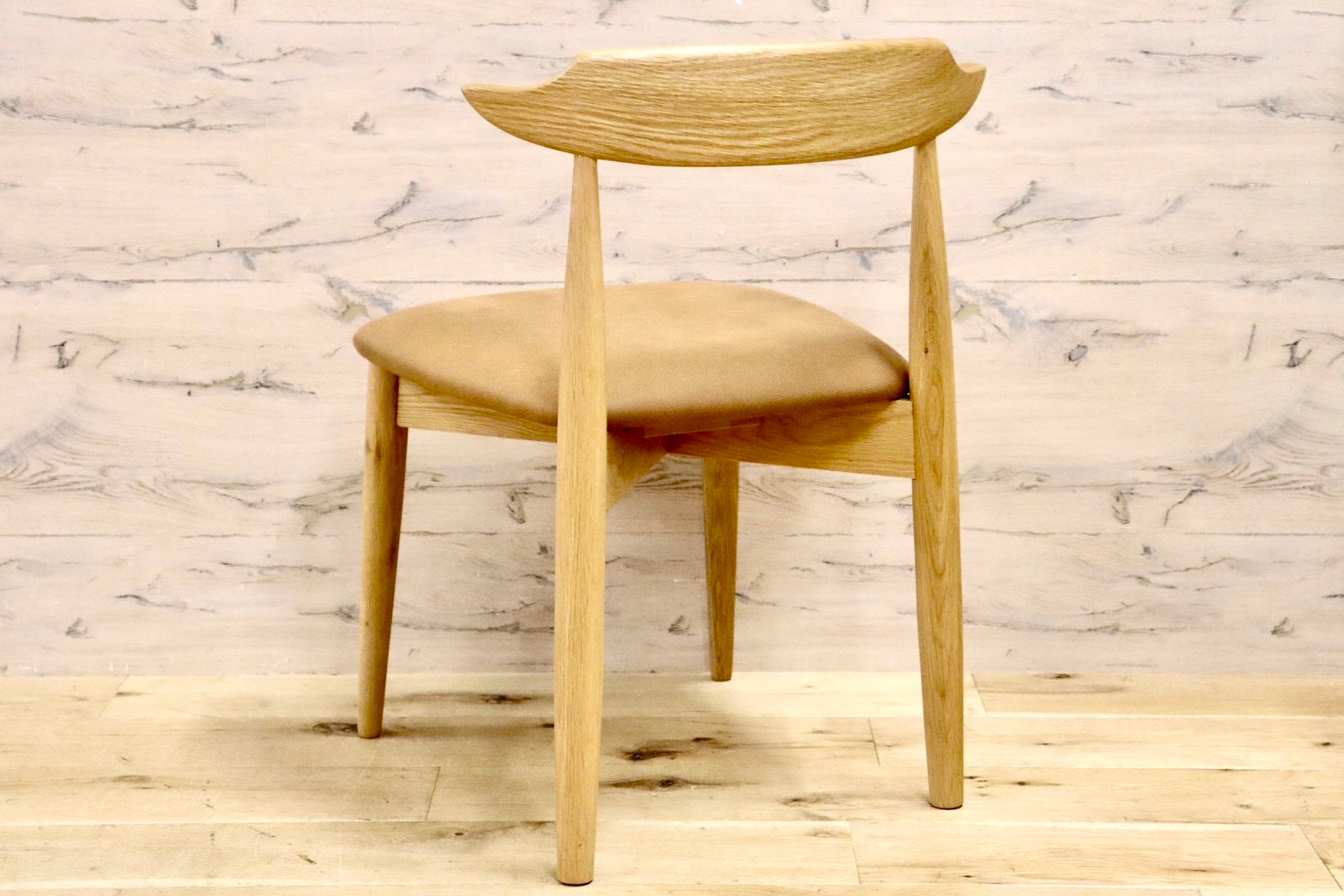 GMHN174D○CHERRY FURNITURE / 桜屋工業 ダイニングチェア DC-114N-LEX 天然木 ホワイトオーク 布(レザークロス) 展示未使用品 定価約3万円