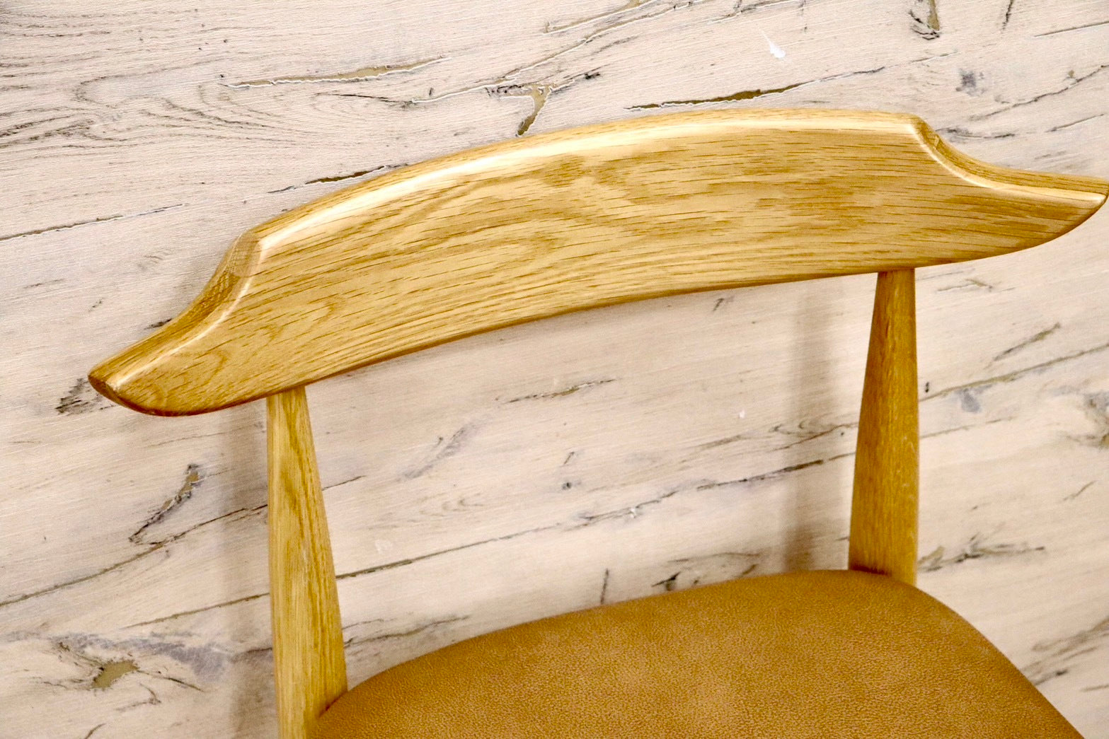 GMHN174D○CHERRY FURNITURE / 桜屋工業 ダイニングチェア DC-114N-LEX 天然木 ホワイトオーク 布(レザークロス) 展示未使用品 定価約3万円