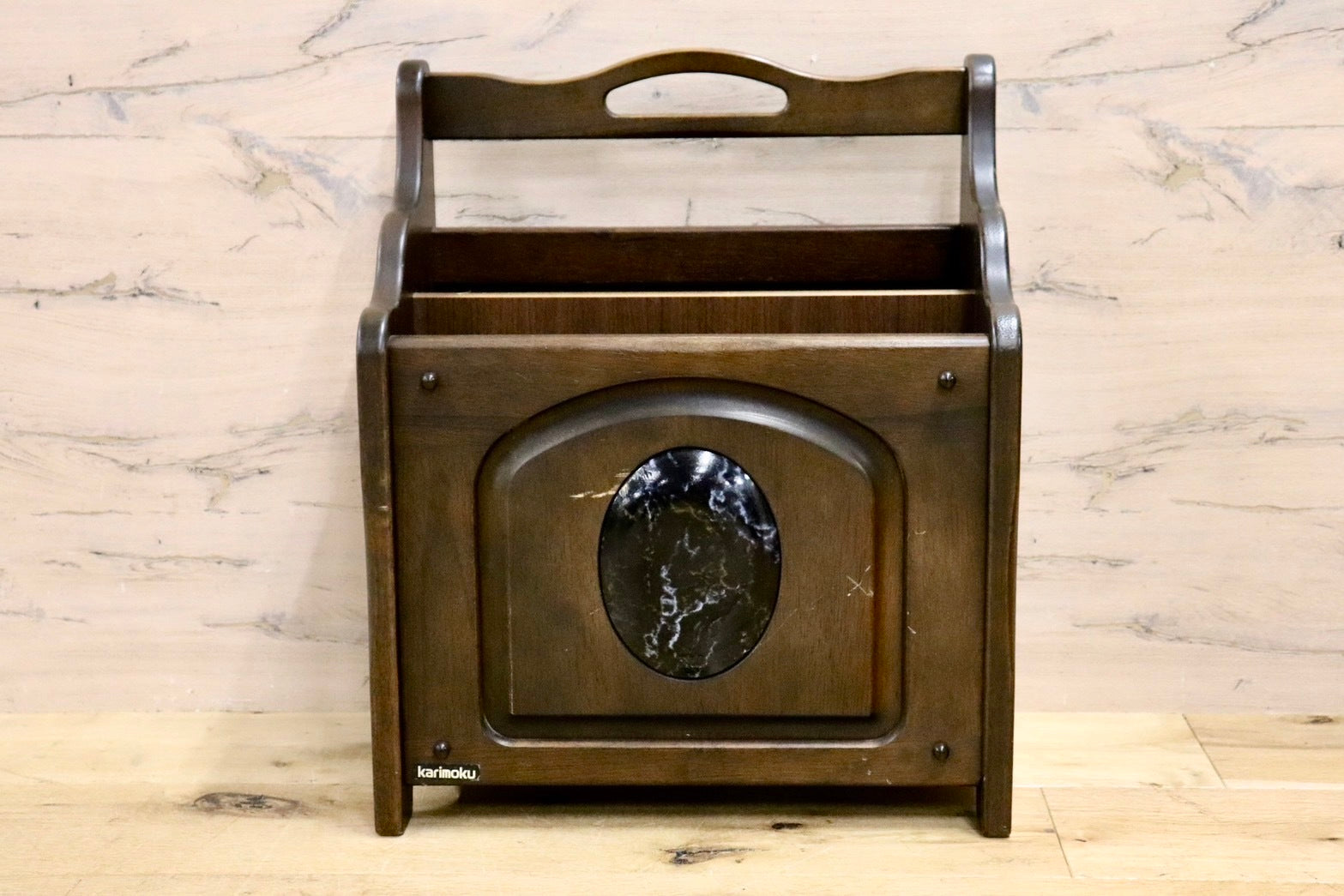 GMHF24○karimoku / カリモク マガジンラック ブックスタンド 木製 ブラウン 国産家具 アンティーク調