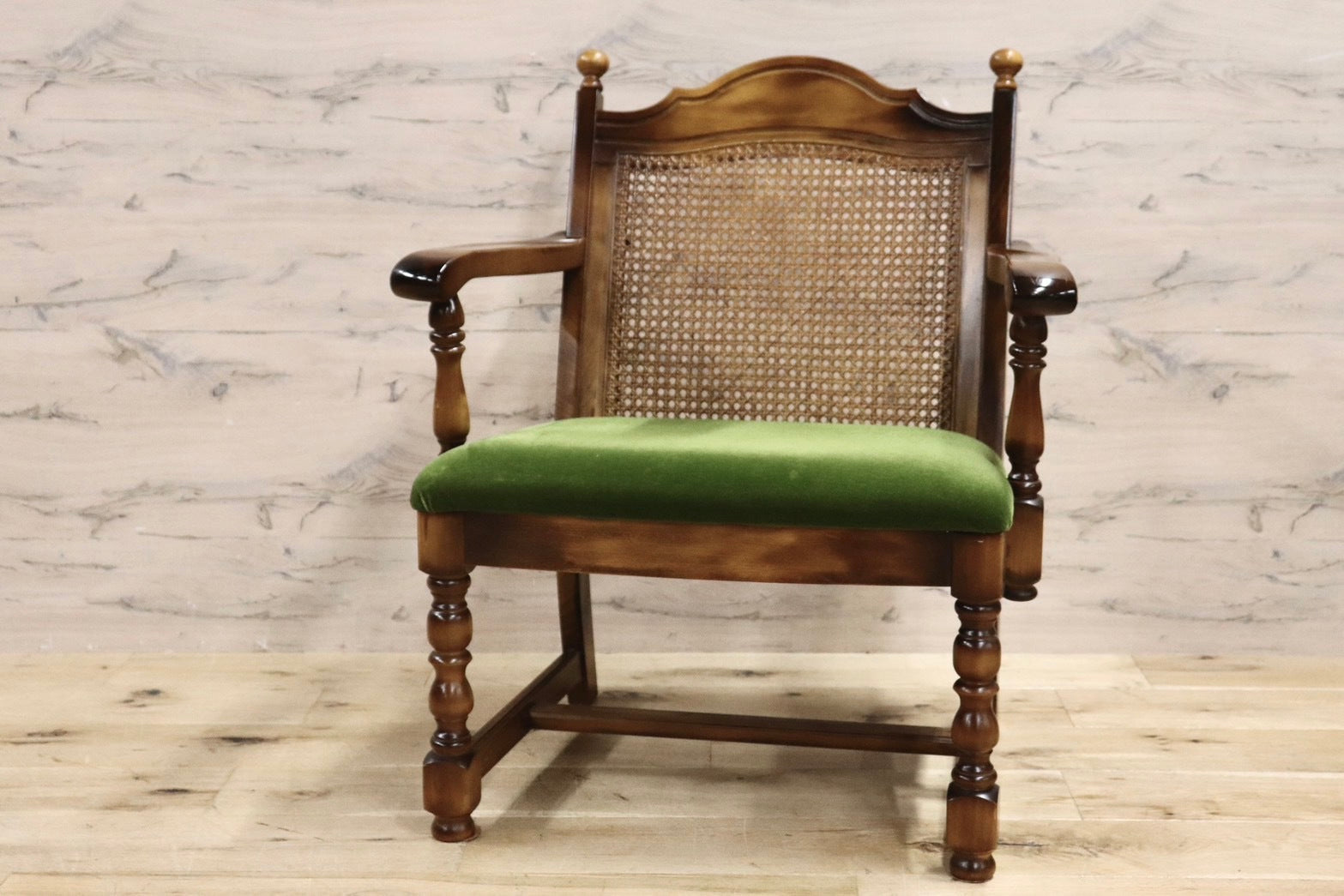 GMHK448A○karimoku / カリモク オールドカリモク コロニアル ラウンジチェア 椅子 シングルソファ ファブリック ベロア ブナ材