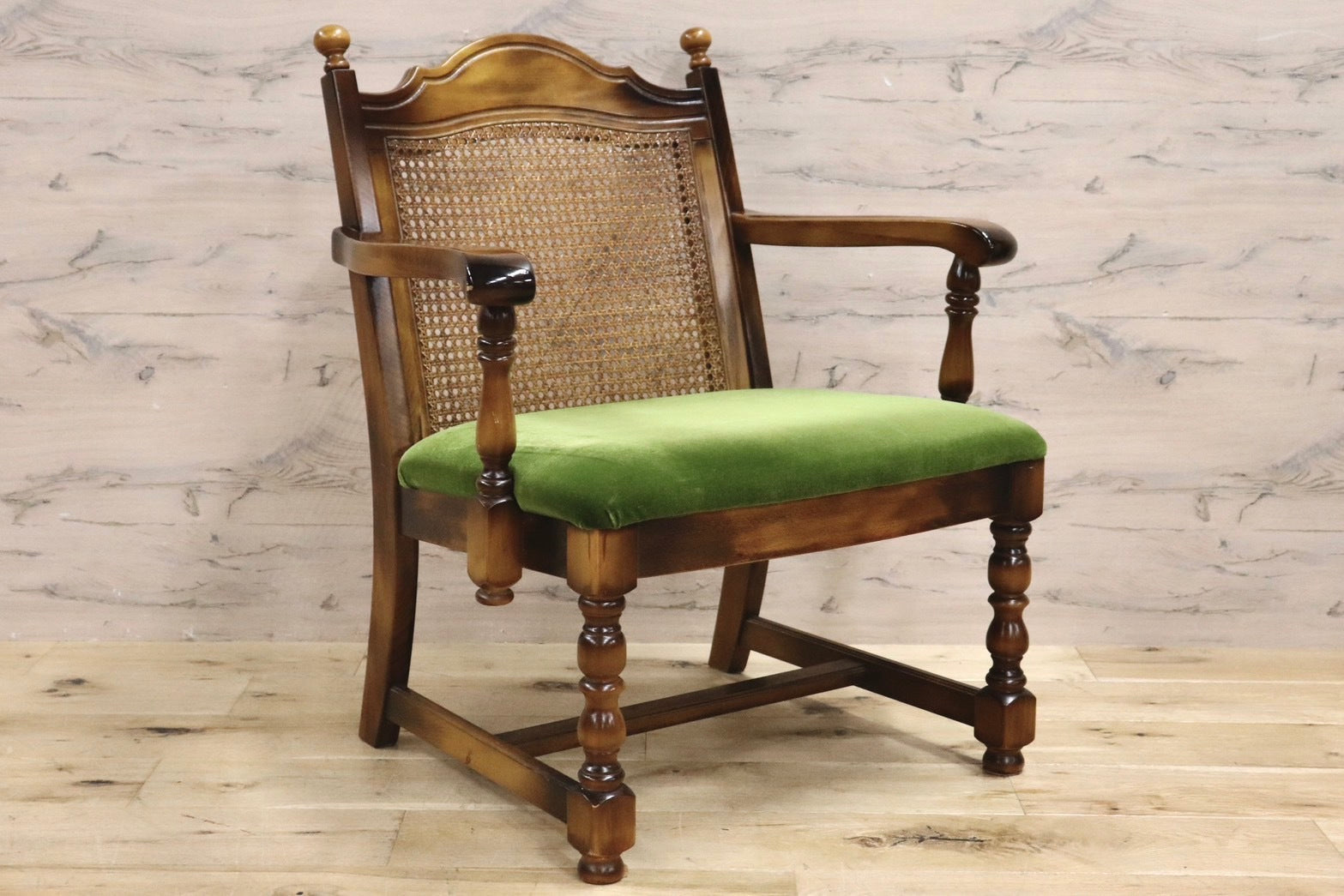 GMHK448A○karimoku / カリモク オールドカリモク コロニアル ラウンジチェア 椅子 シングルソファ ファブリック ベロア ブナ材