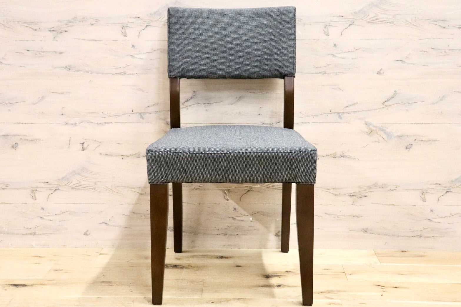 GMHN320A○ CHERRY FURNITURE / 桜屋工業 チェリー ダイニングチェア 椅子 ファブリック 北欧スタイル 展示未使用品