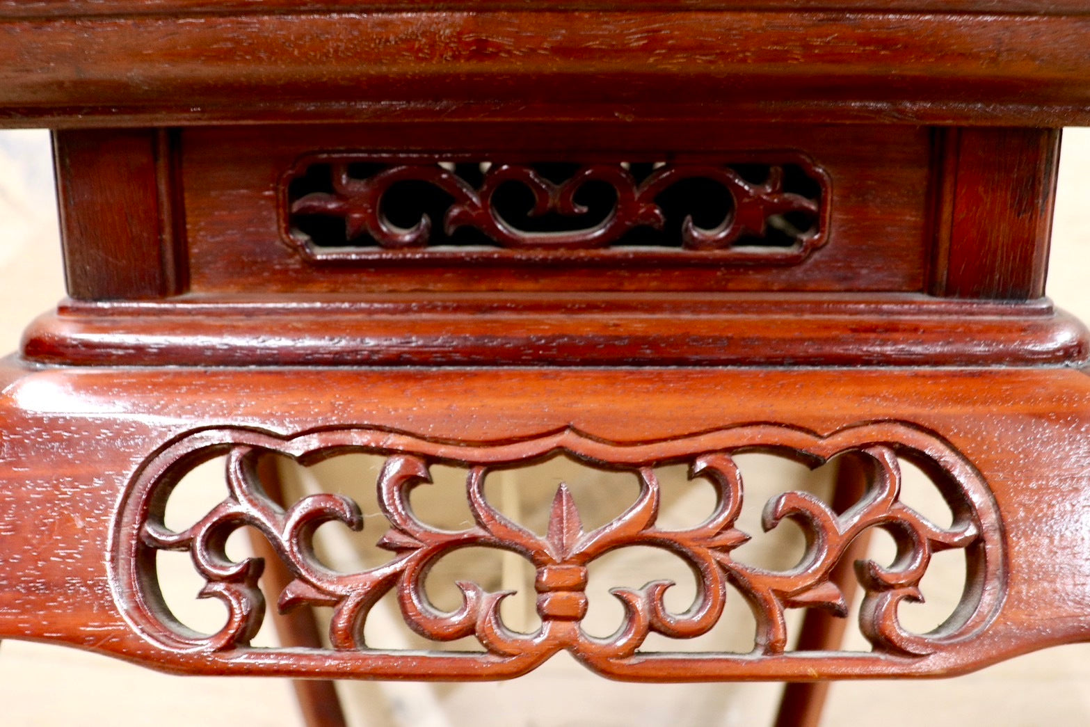 GMHS473○karimoku / カリモク 透かし彫り 木製 天然木 花台 飾り台 香炉台 猫脚飾台 香炉台 盆栽台 レトロ オールドカリモク