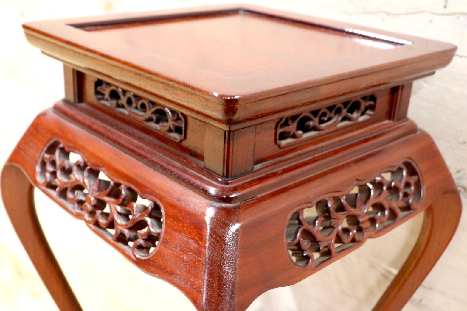 GMHS473○karimoku / カリモク 透かし彫り 木製 天然木 花台 飾り台 香炉台 猫脚飾台 香炉台 盆栽台 レトロ オールドカリモク