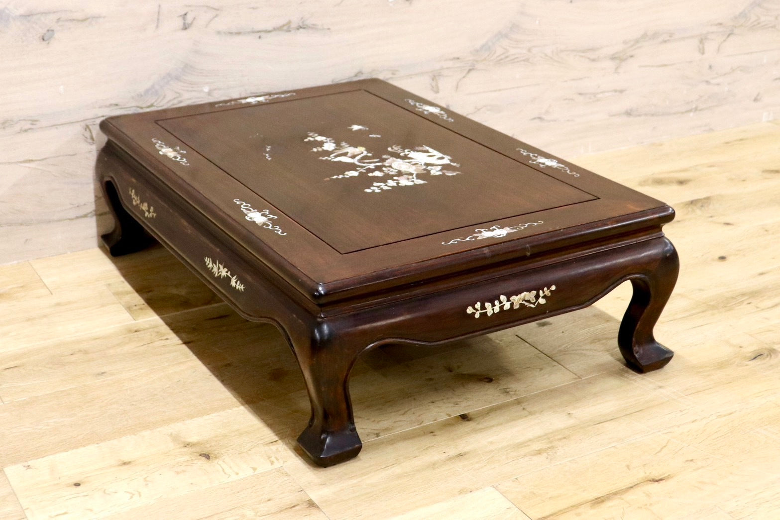 GMHH305○座卓 中国美術 花鳥図 花梨 飾り台 香炉台 花台 盆栽台 ローテーブル 木製 唐木 螺鈿細工 レトロ 和モダン アンティーク