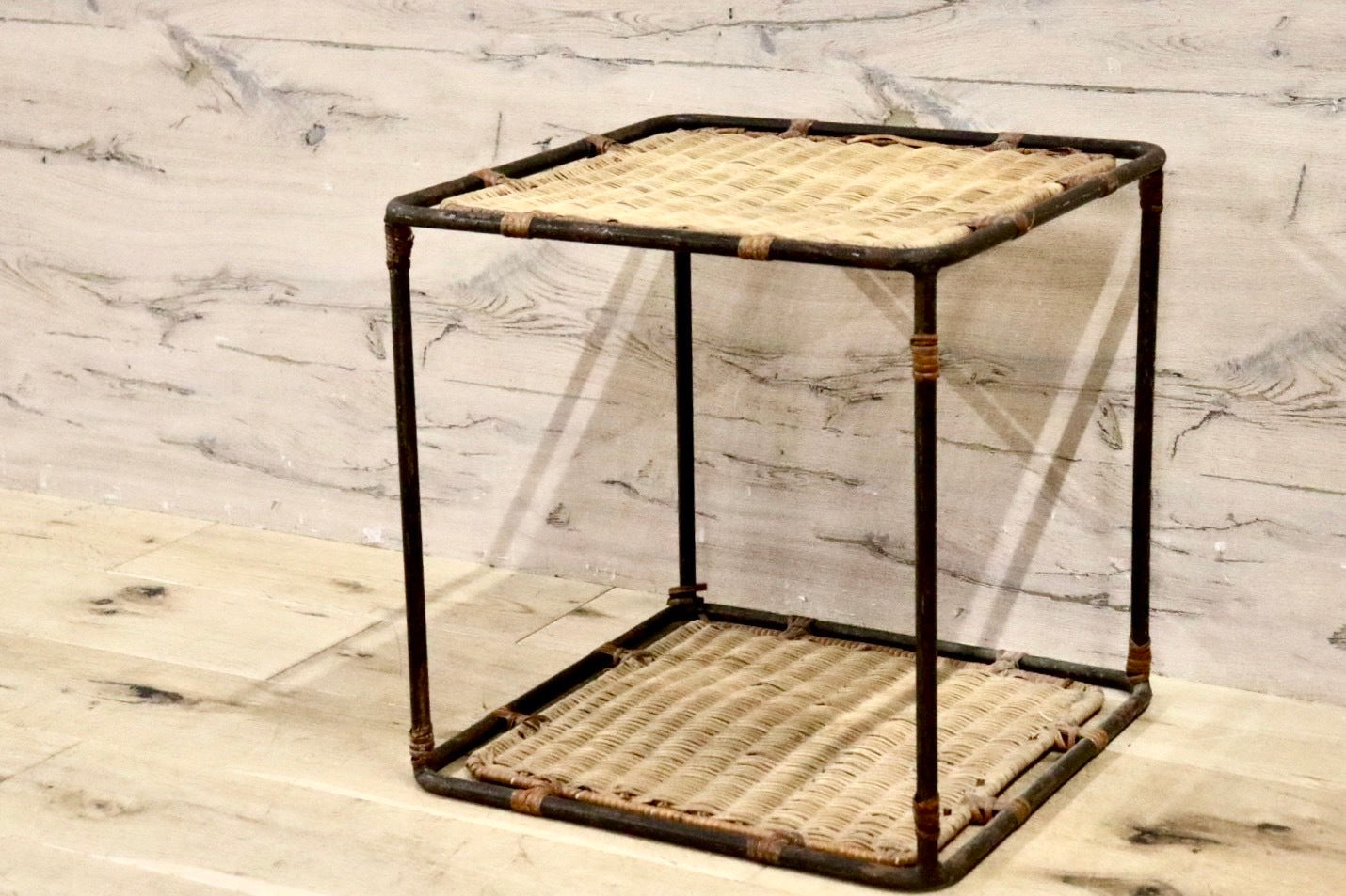 GMHH388B○アジアン サイドテーブル 花台 飾り台 コーヒーテーブル リゾート アイアン ラタン 籐 アンティーク