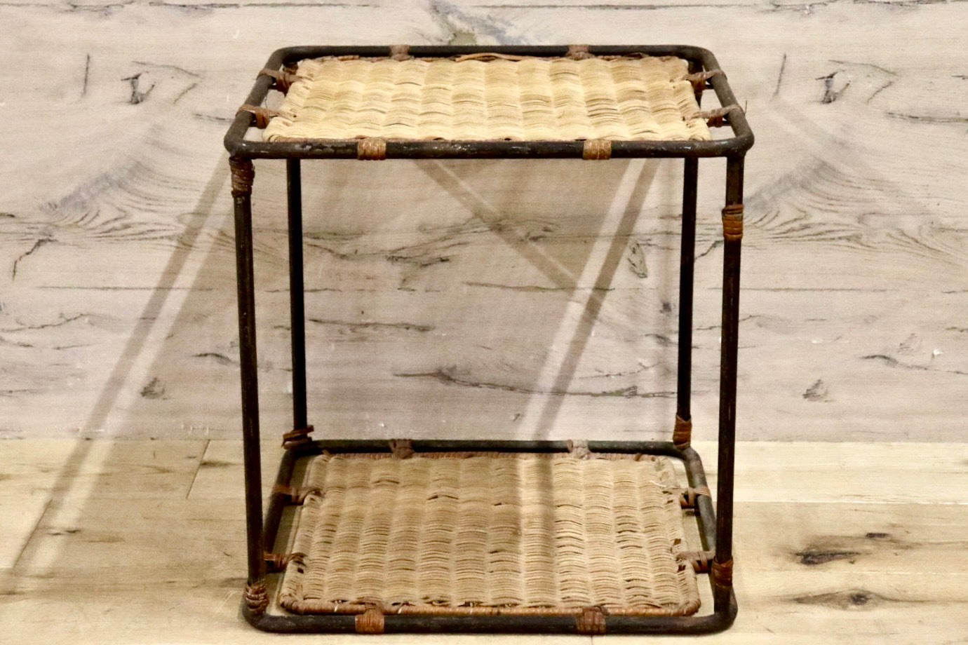 GMHH388B○アジアン サイドテーブル 花台 飾り台 コーヒーテーブル リゾート アイアン ラタン 籐 アンティーク