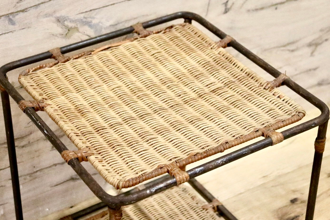 GMHH388B○アジアン サイドテーブル 花台 飾り台 コーヒーテーブル リゾート アイアン ラタン 籐 アンティーク