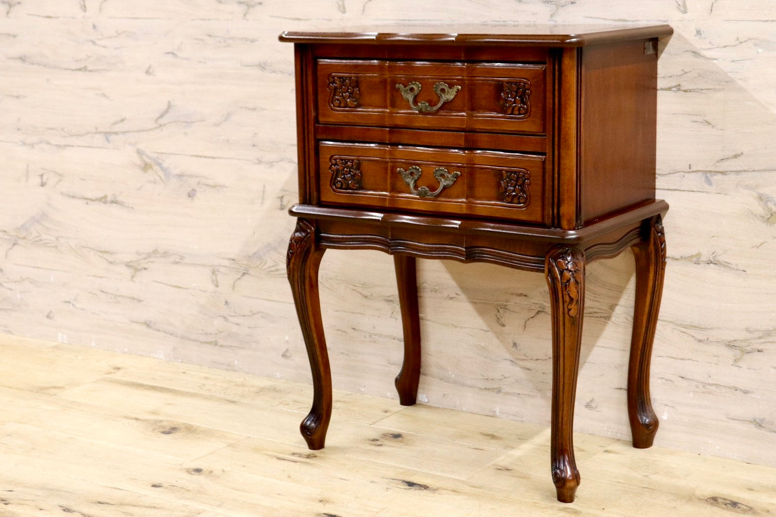 GMHK344○イタリア製 輸入家具 クラウディオ 2段チェスト 電話台 花台 収納家具 クラシック アンティーク 猫脚 ヨーロピアン