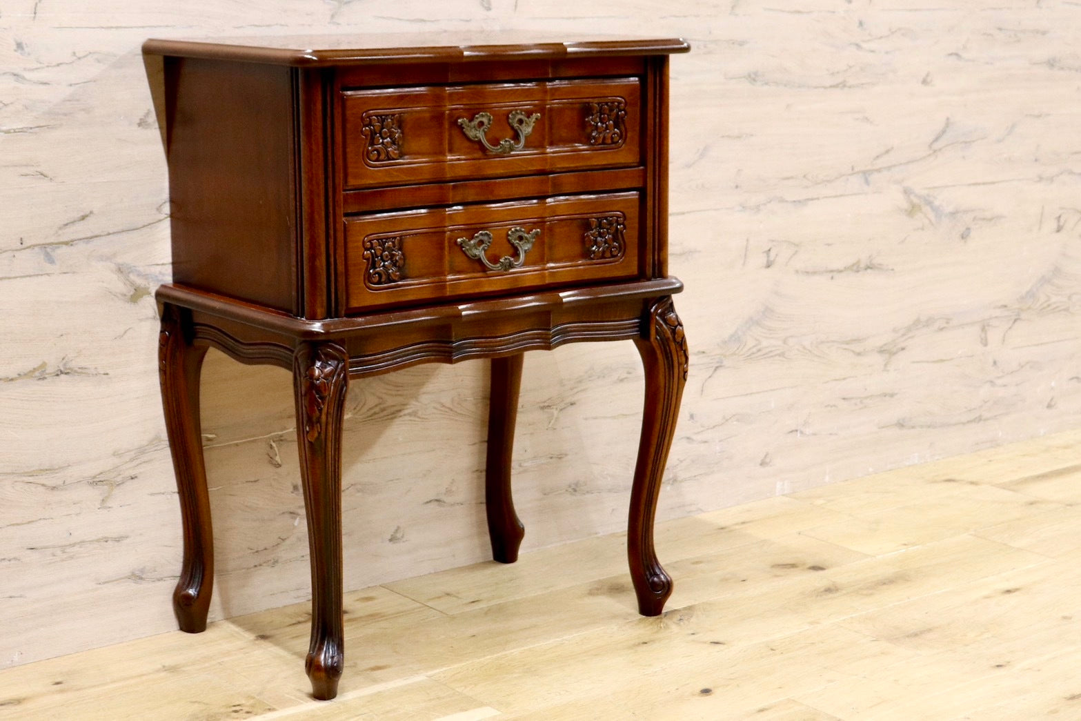 GMHK344○イタリア製 輸入家具 クラウディオ 2段チェスト 電話台 花台 収納家具 クラシック アンティーク 猫脚 ヨーロピアン