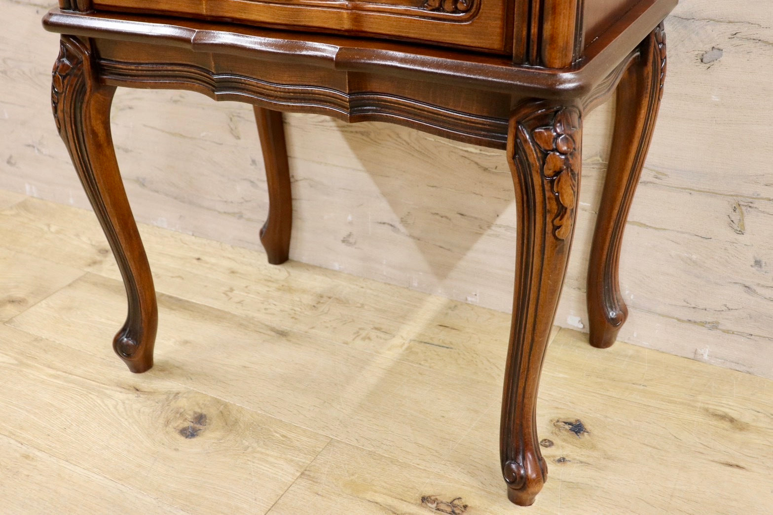 GMHK344○イタリア製 輸入家具 クラウディオ 2段チェスト 電話台 花台 収納家具 クラシック アンティーク 猫脚 ヨーロピアン