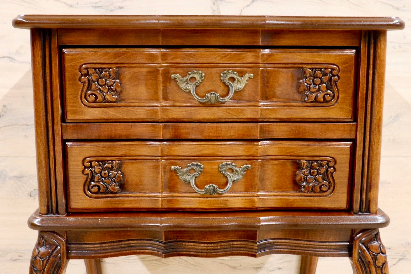 GMHK344○イタリア製 輸入家具 クラウディオ 2段チェスト 電話台 花台 収納家具 クラシック アンティーク 猫脚 ヨーロピアン