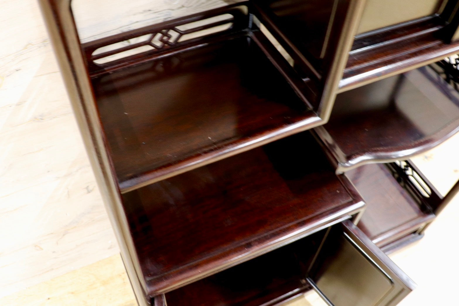 GMHK655○唐木家具 飾り棚 透かし彫り 和製 アンティーク 茶棚 飾り棚 サイドボード キャビネット 茶道具 茶道 棚 置き台 華道