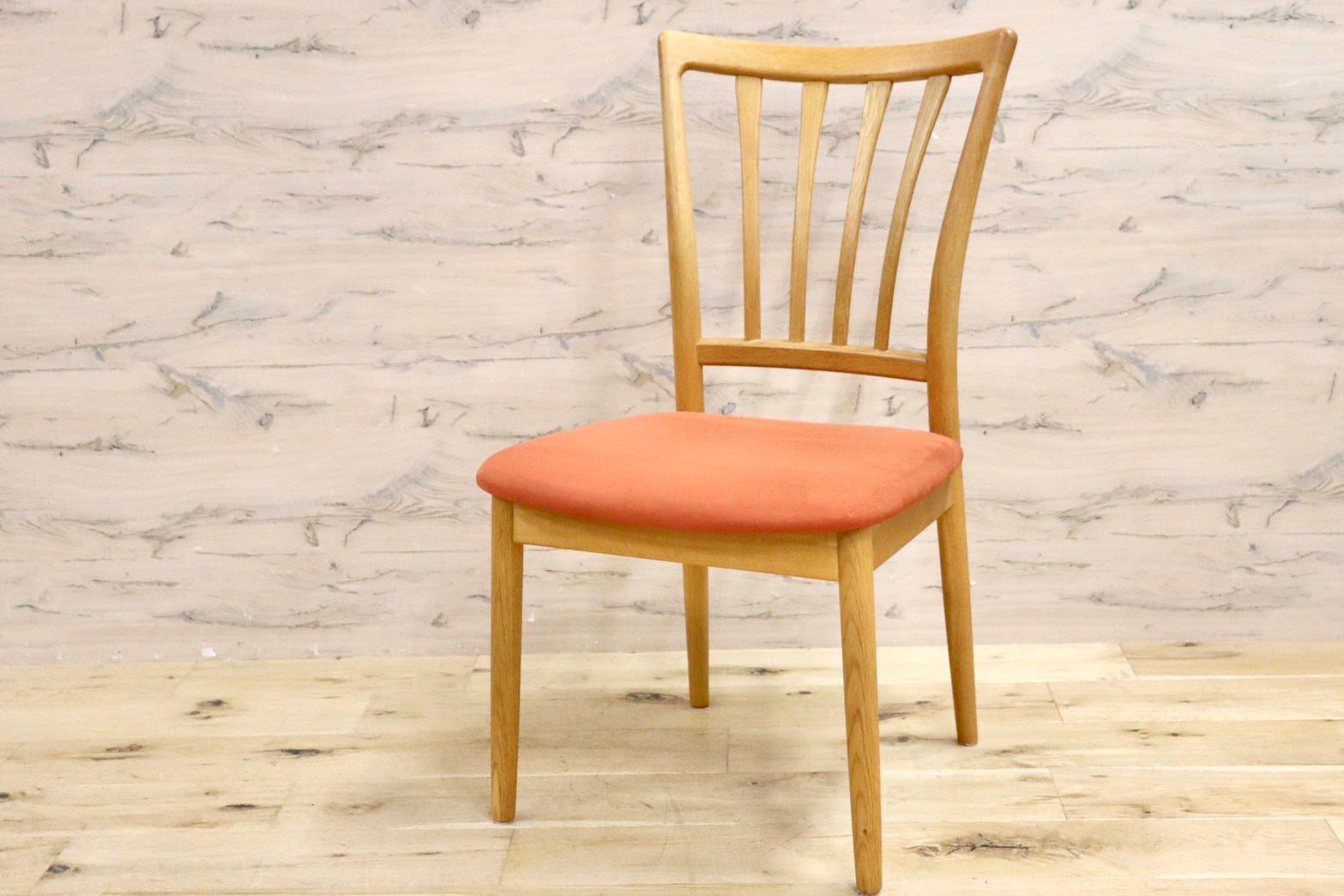 GMHH487C○日進木工 / nissin ダイニングチェア DCC-072 椅子 オーク無垢材 ファブリック 飛騨家具 北欧スタイル モダン