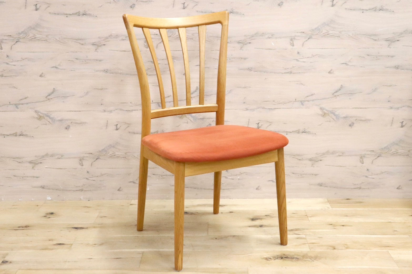 GMHH487C○日進木工 / nissin ダイニングチェア DCC-072 椅子 オーク無垢材 ファブリック 飛騨家具 北欧スタイル モダン