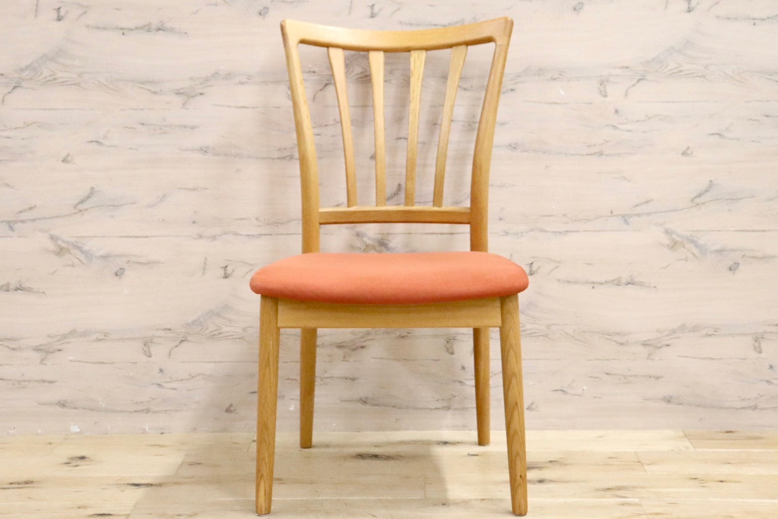 GMHH487C○日進木工 / nissin ダイニングチェア DCC-072 椅子 オーク無垢材 ファブリック 飛騨家具 北欧スタイル モダン