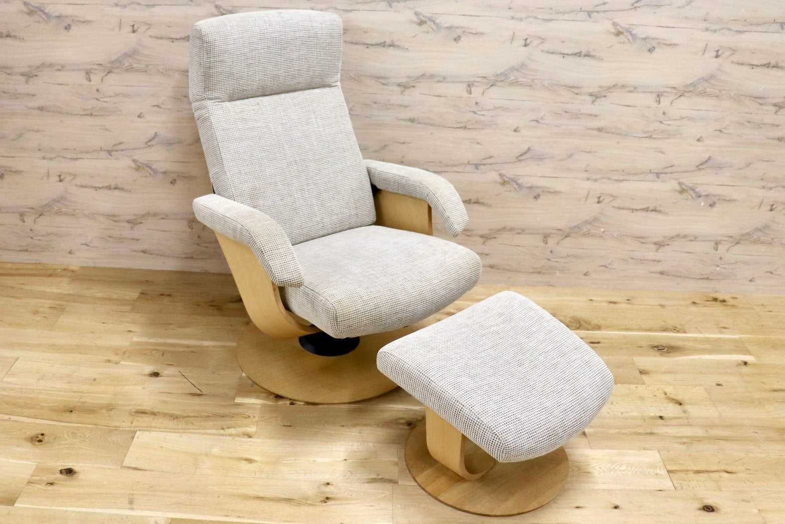 GMHH498○karimoku / カリモク THE FIRST ザファースト RUシリーズ リクライニングチェア パーソナルチェア オットマン ファブリック